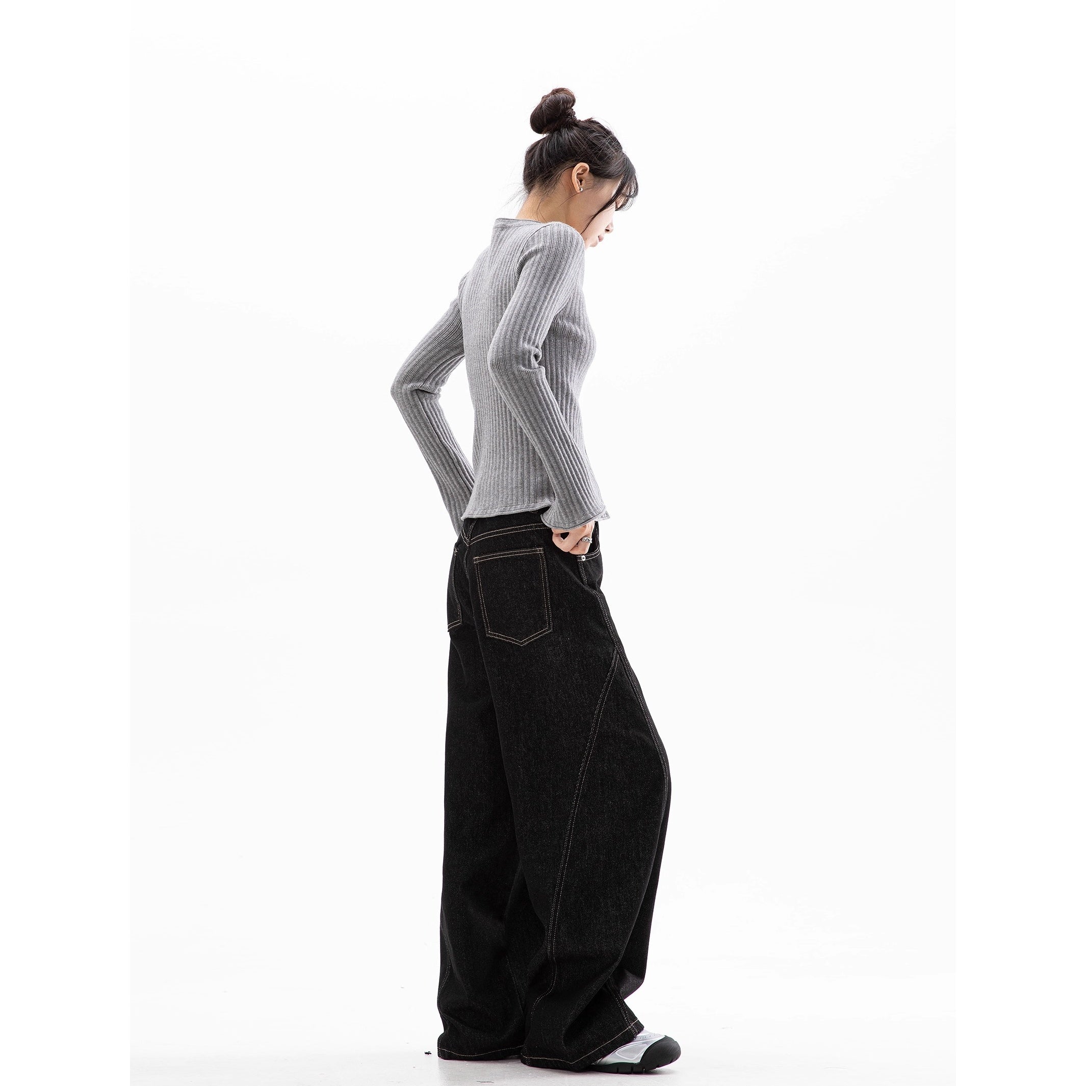 Design Stitch Loose Curve Pants IC9113