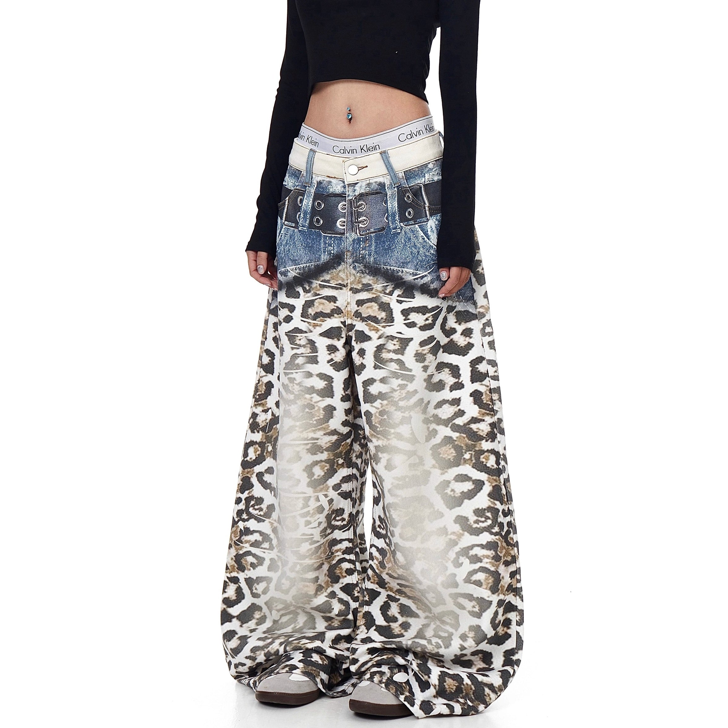 3D Belt Leopard Print Scimitar Jeans BK7038