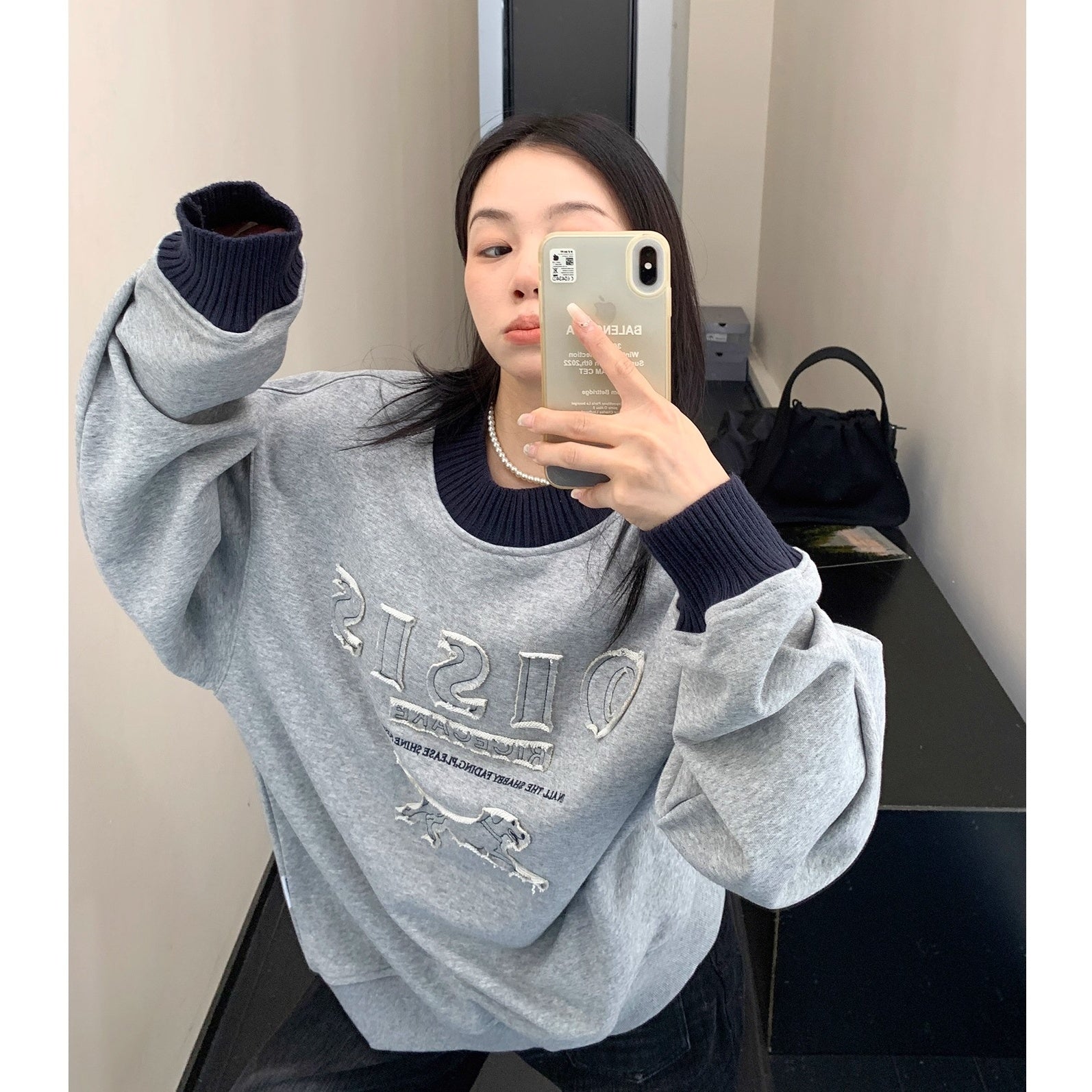 Cartoon Patch Embroidery Crew Neck Sweat OS2055