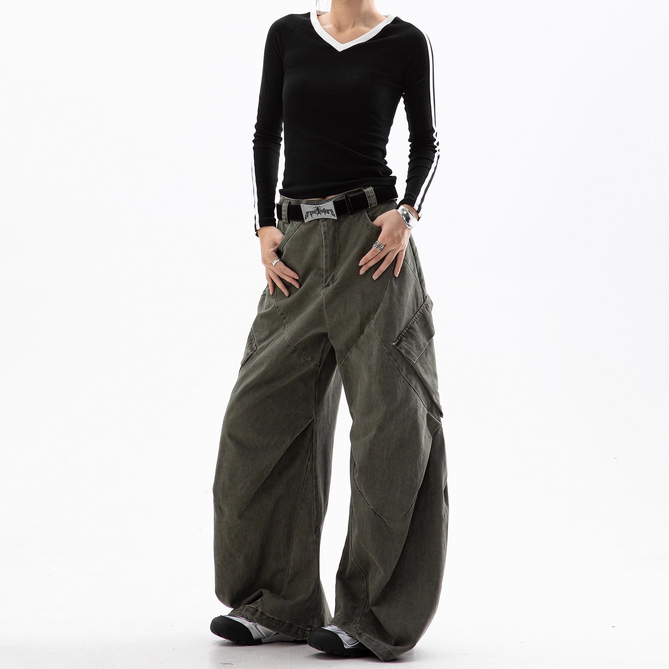 Switching Design Loose Cargo Pants IC9111