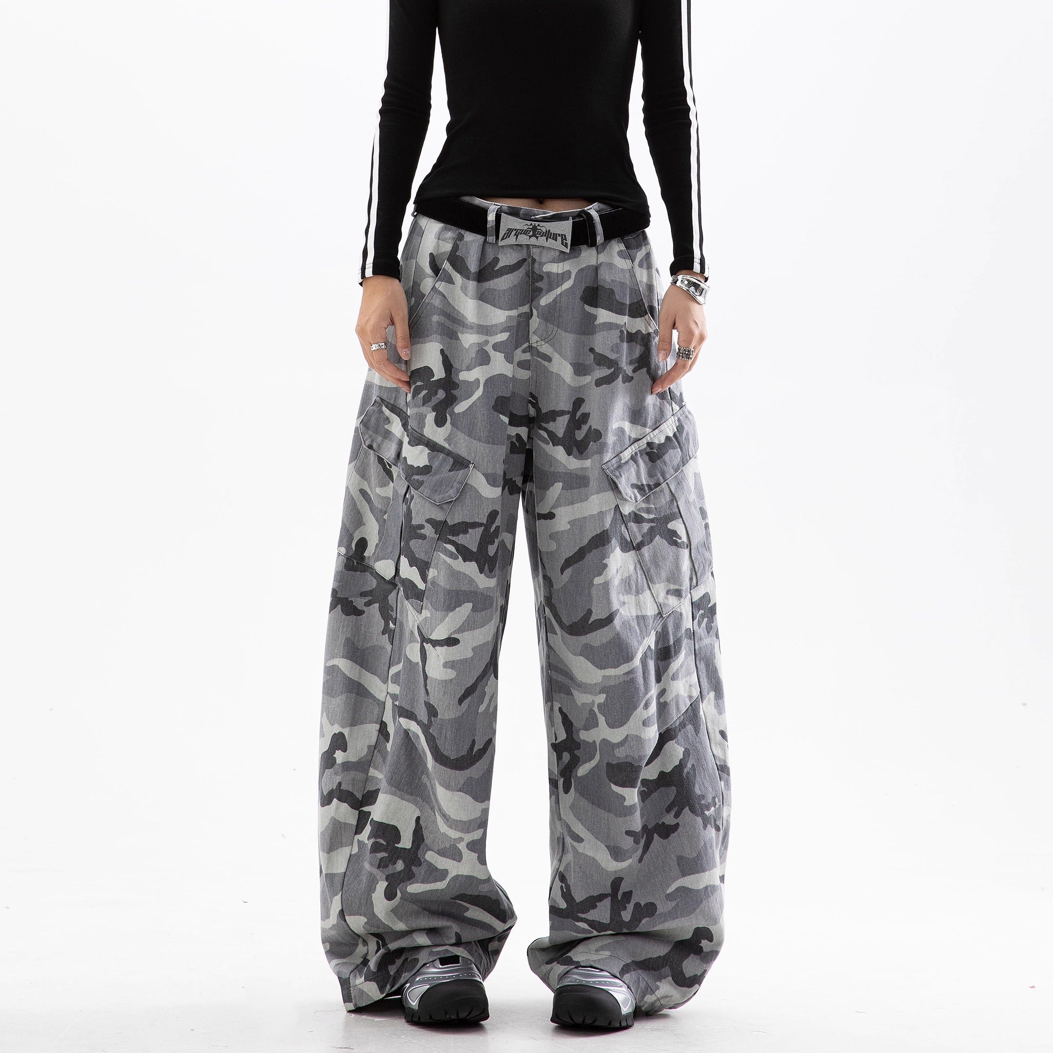 Vintage Camouflage Loose Cargo Pants IC9112