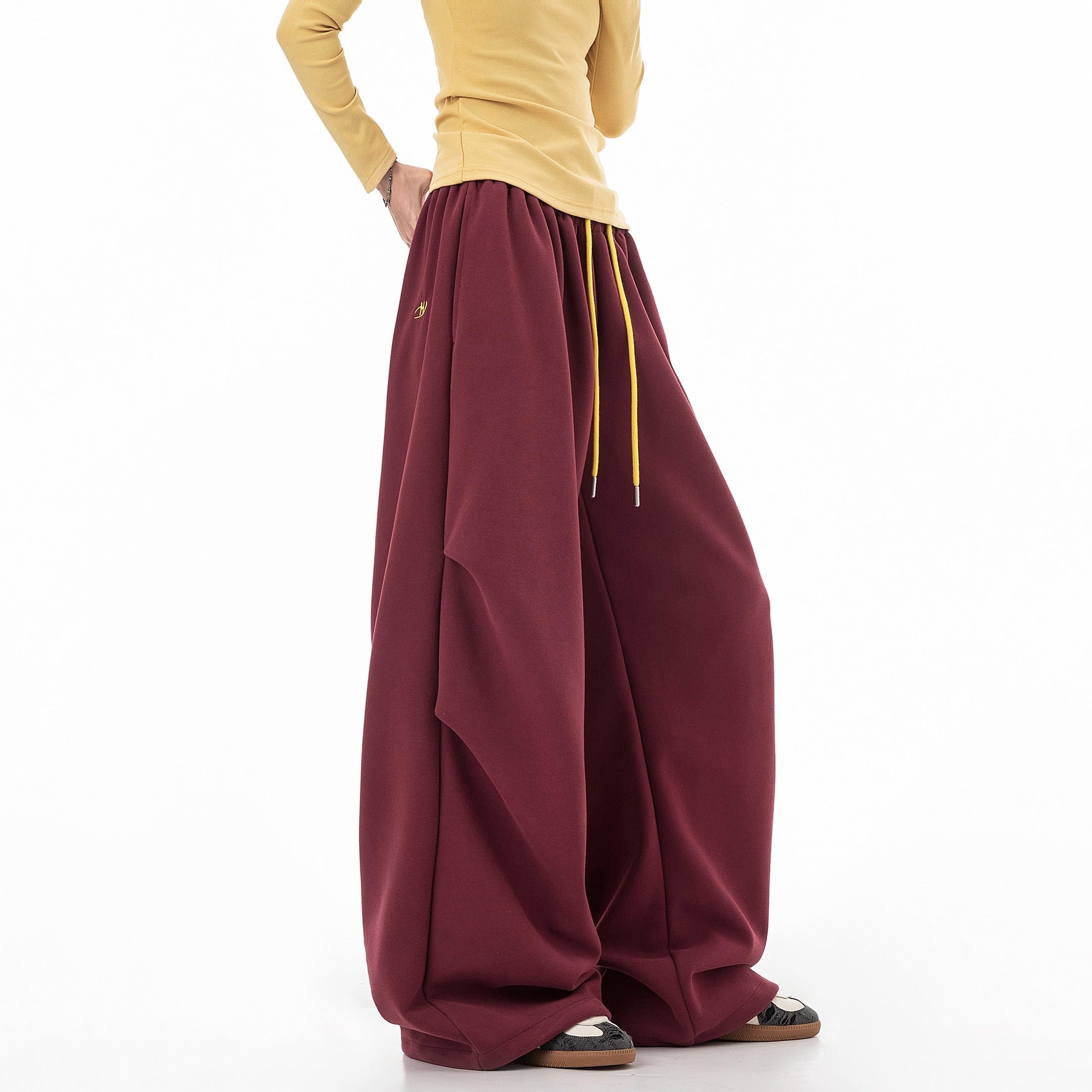 Tuck Drape Wide-leg Sweat Pants IC9116