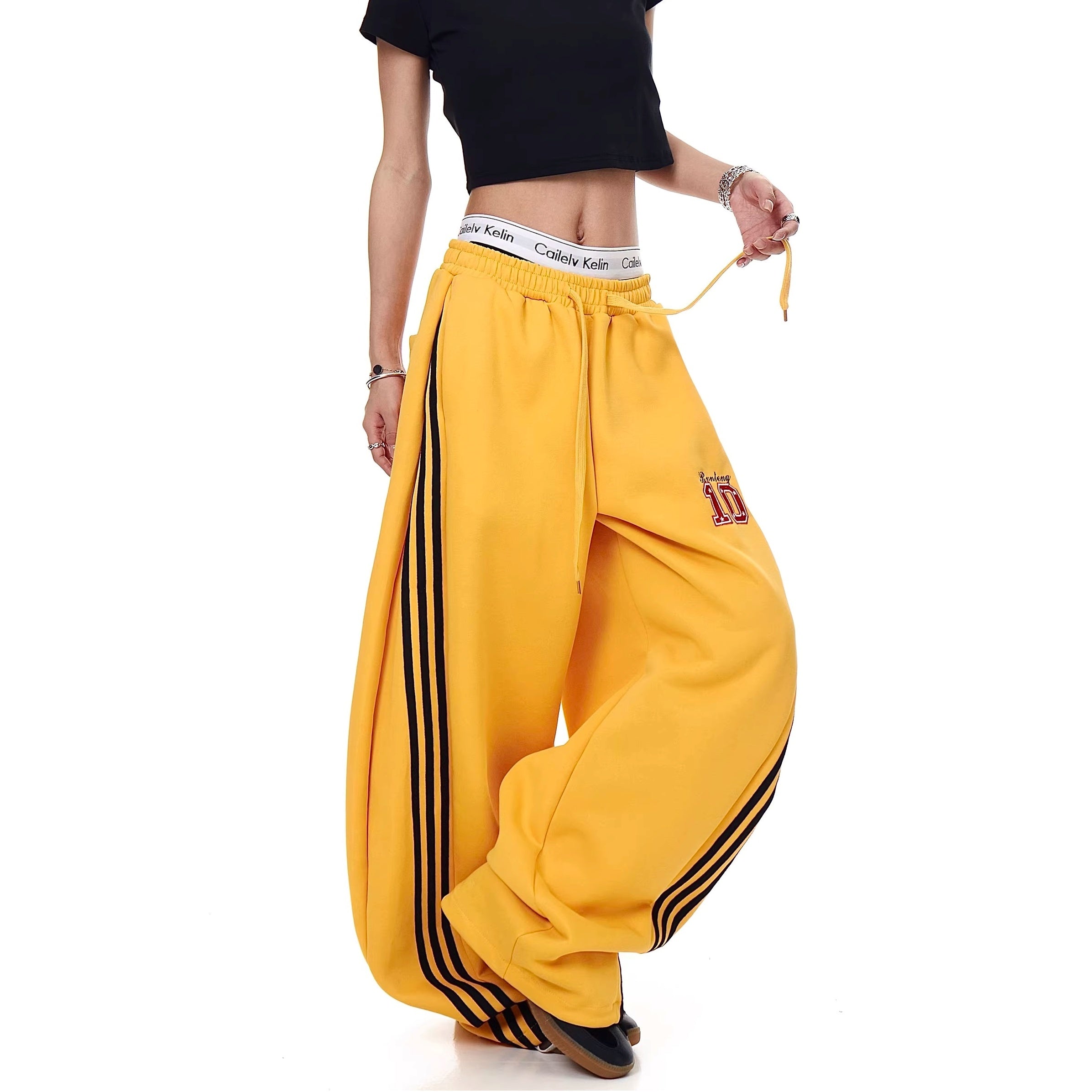 Side Striped Curve Sweat Pants MW10386