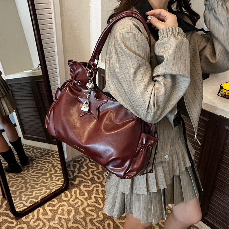 PU Leather Retro Shoulder Bag With Star Charm BA046