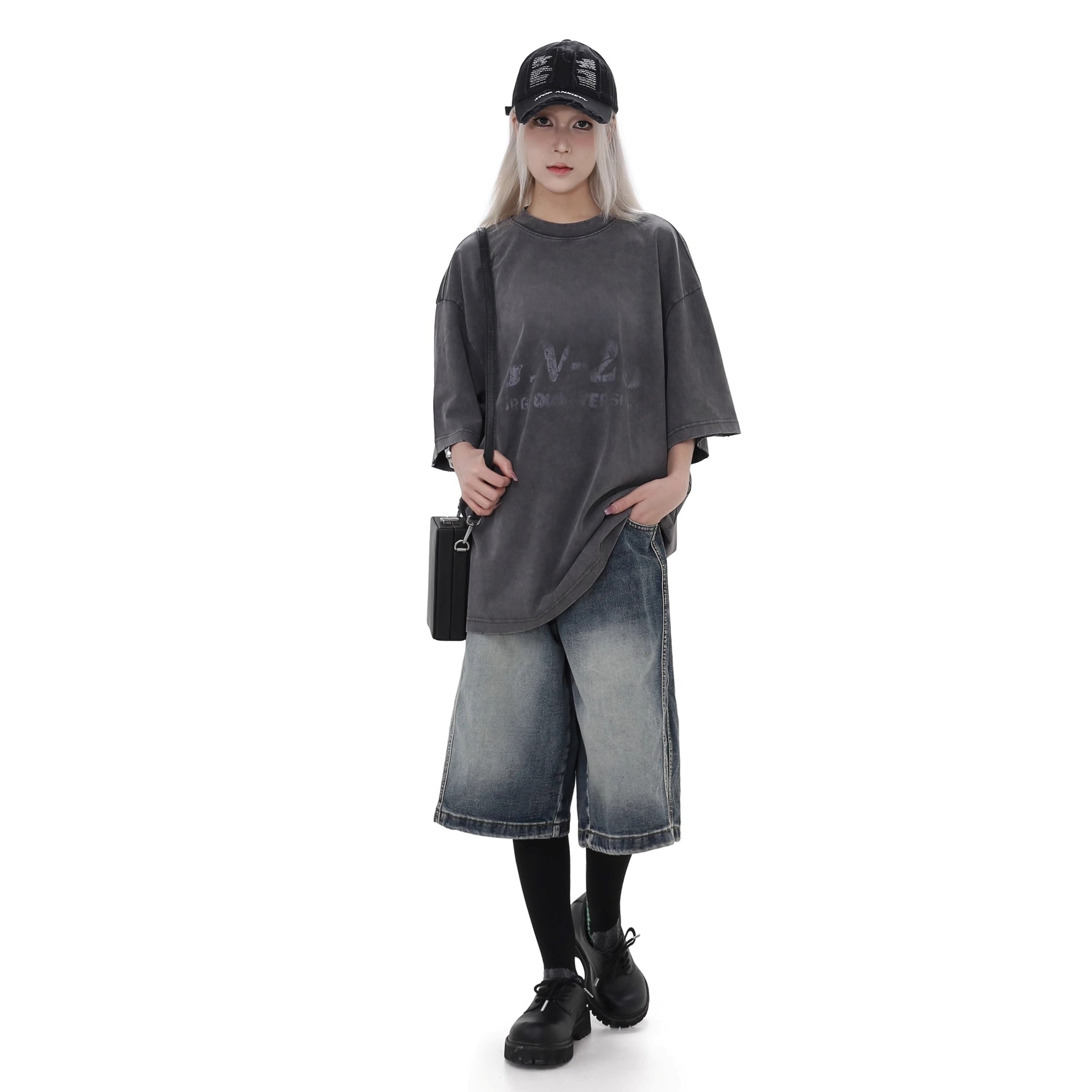 Washed Three-bar Stitch Denim Cropped Pants GB7035