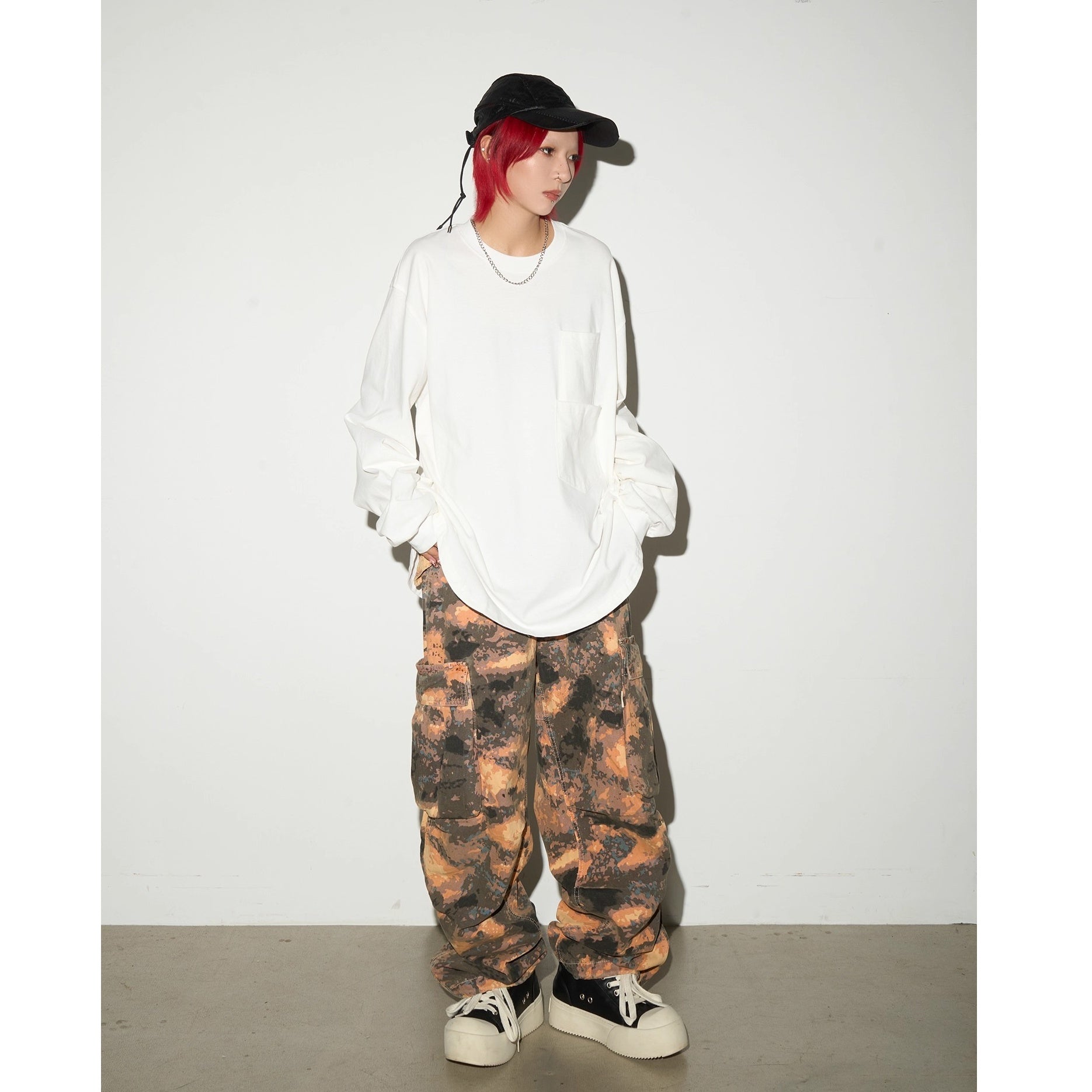 Double Pocket Crew Neck Long-sleeved T-shirt MN9032