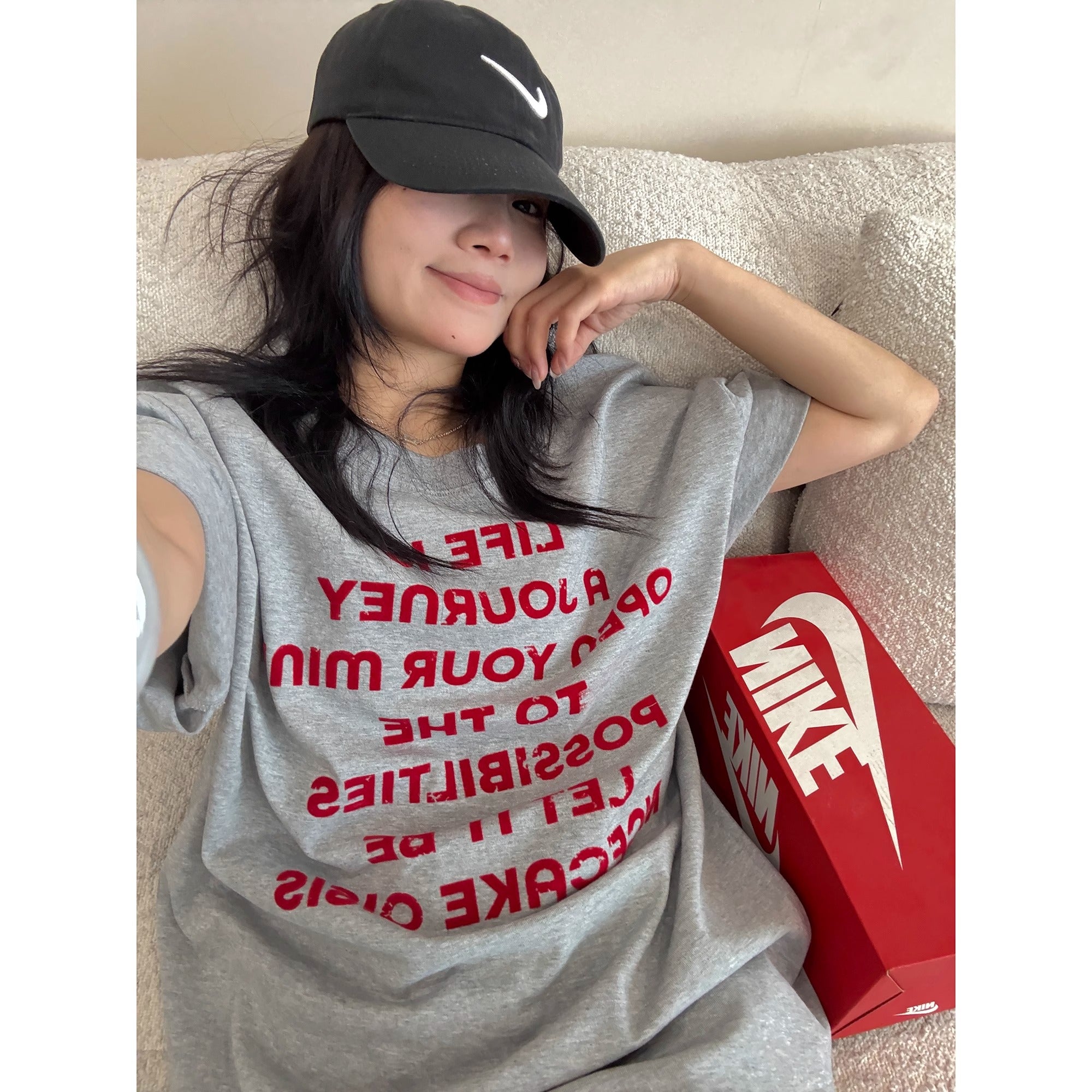 Flocking Red Letter Print T-Shirt MW10174