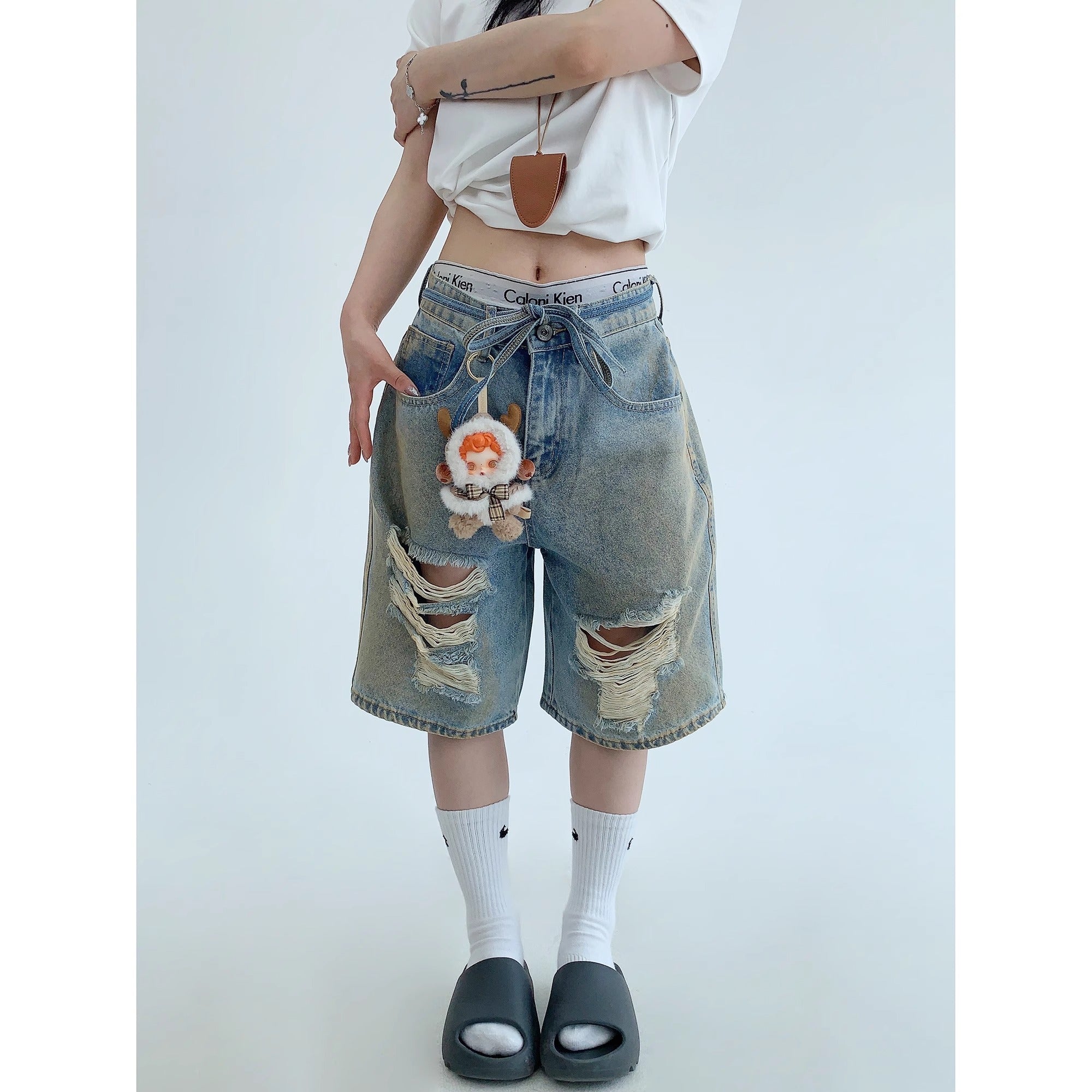 Heavy Wash Frayed Denim Shorts MW10158