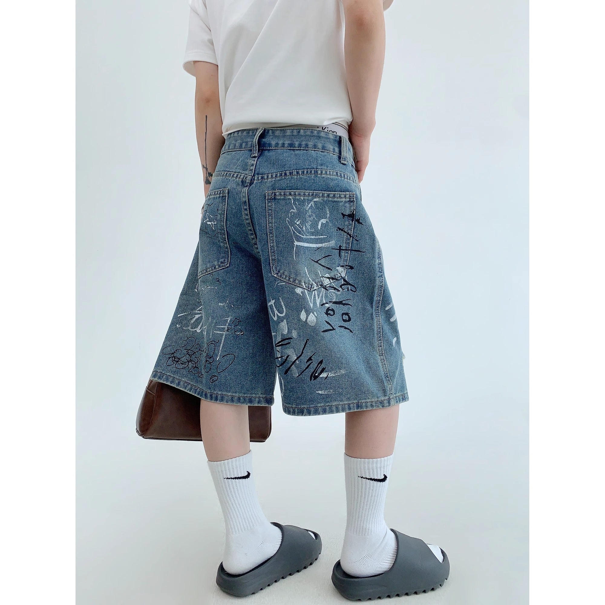 Graffiti Paint Ripped Denim Shorts MW10153