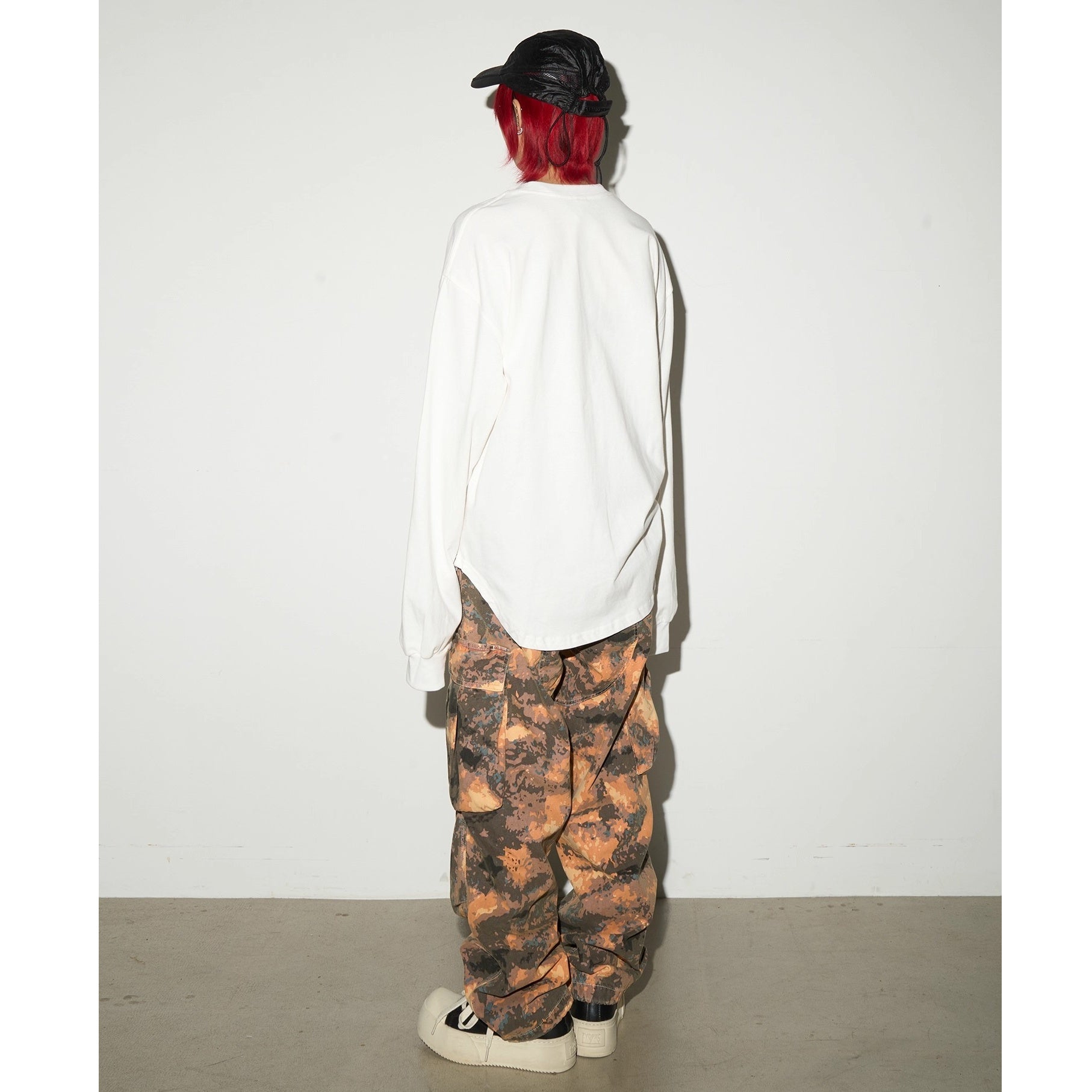 Double Pocket Crew Neck Long-sleeved T-shirt MN9032