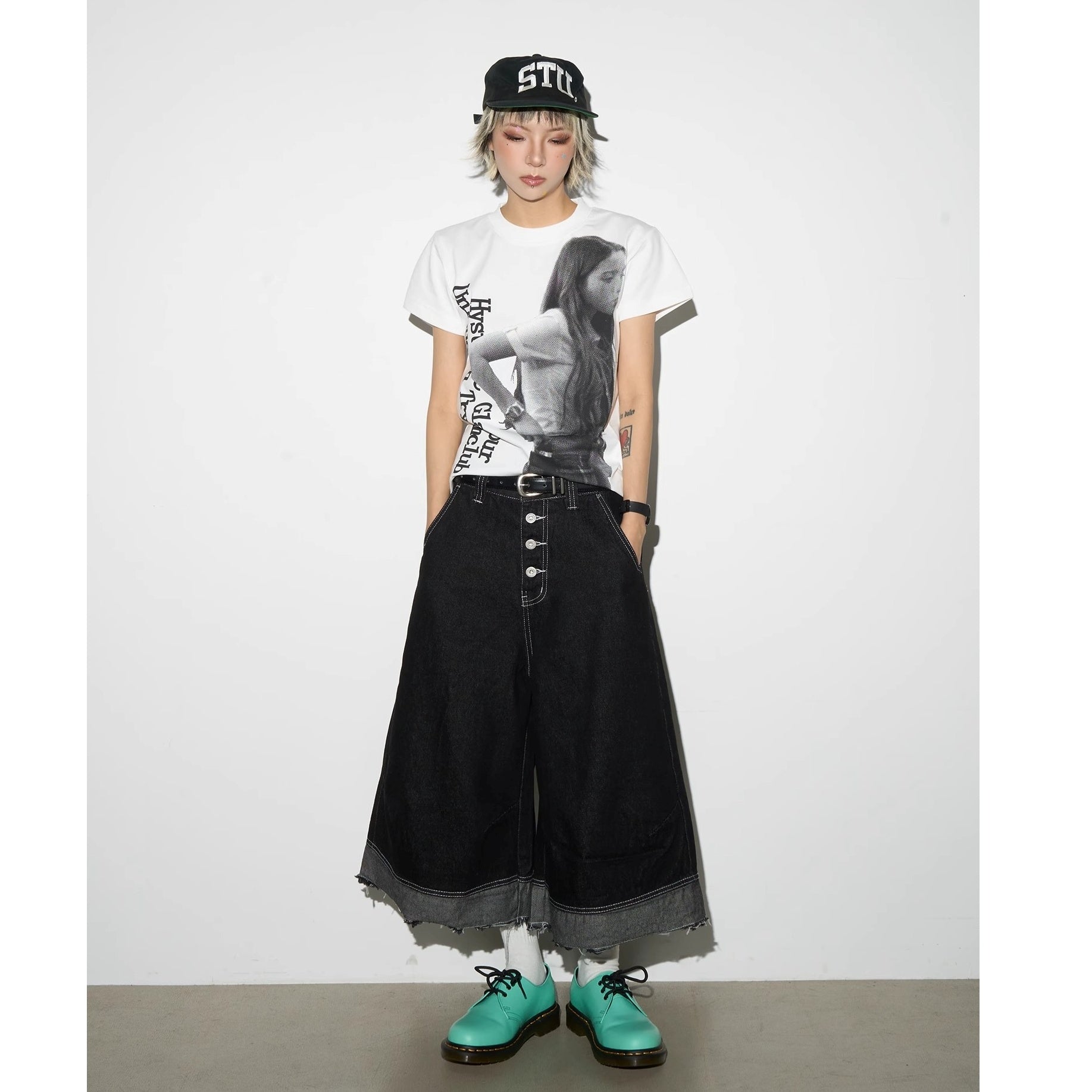 Portrait Letter Print Slim T-shirt MN9019