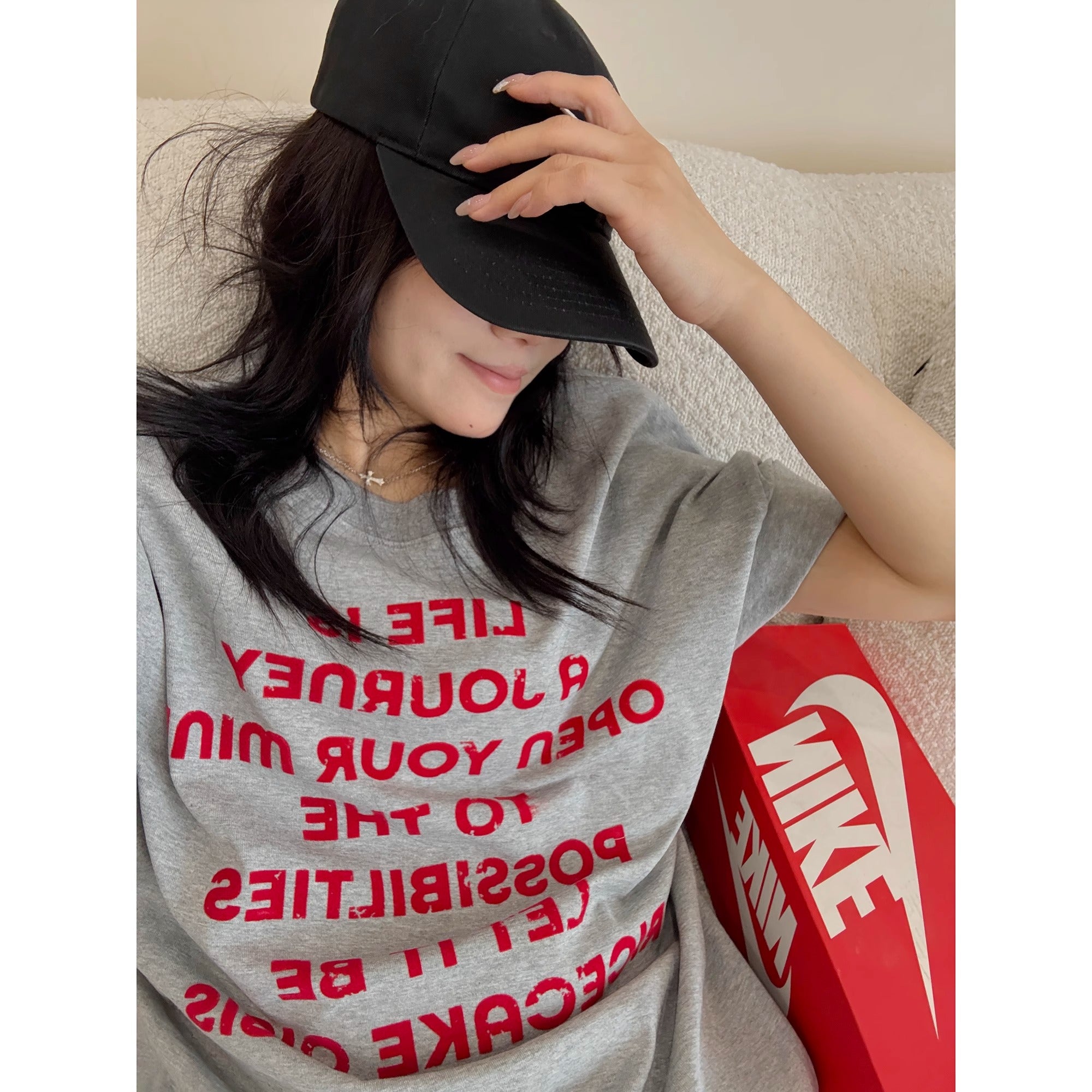 Flocking Red Letter Print T-Shirt MW10174