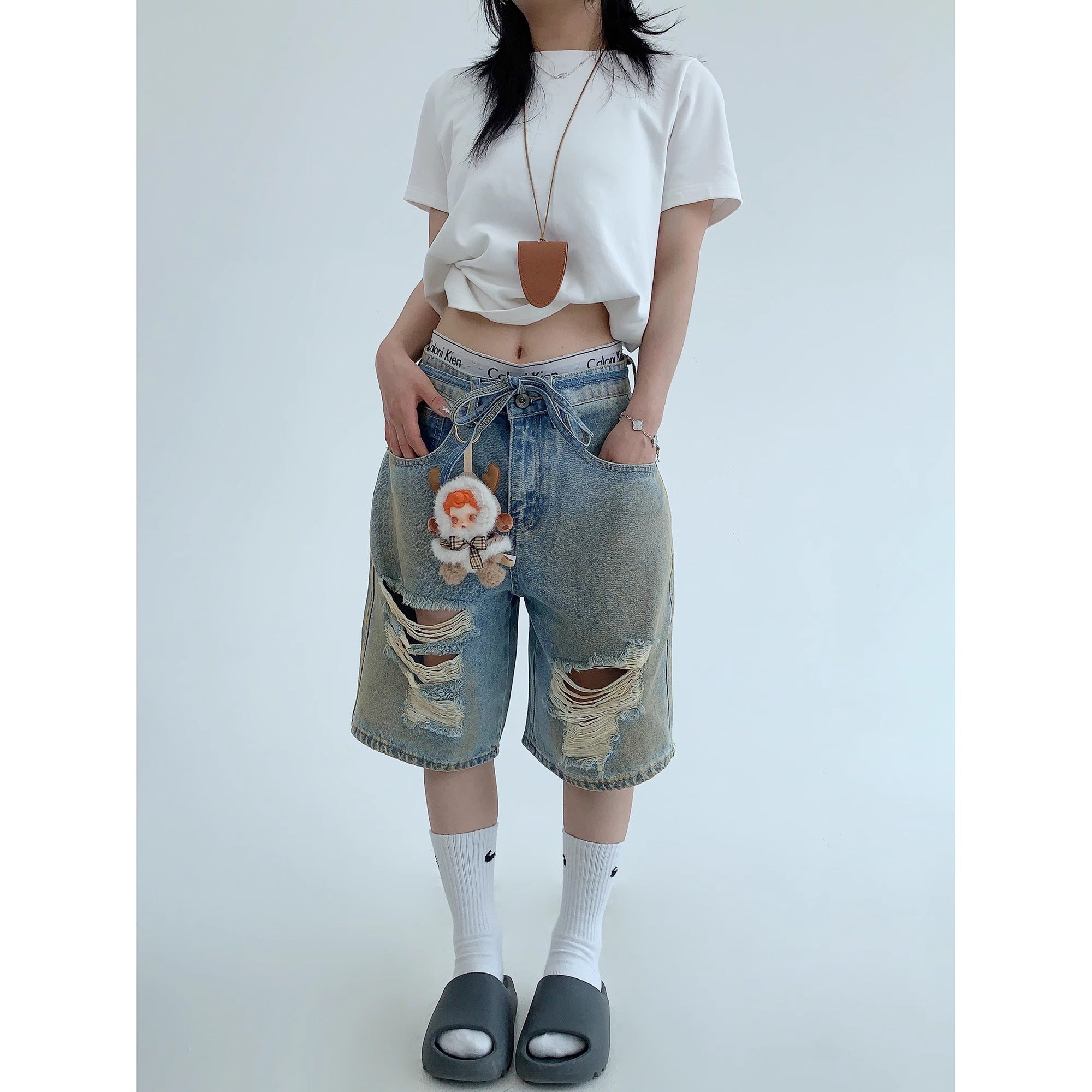 Heavy Wash Frayed Denim Shorts MW10158