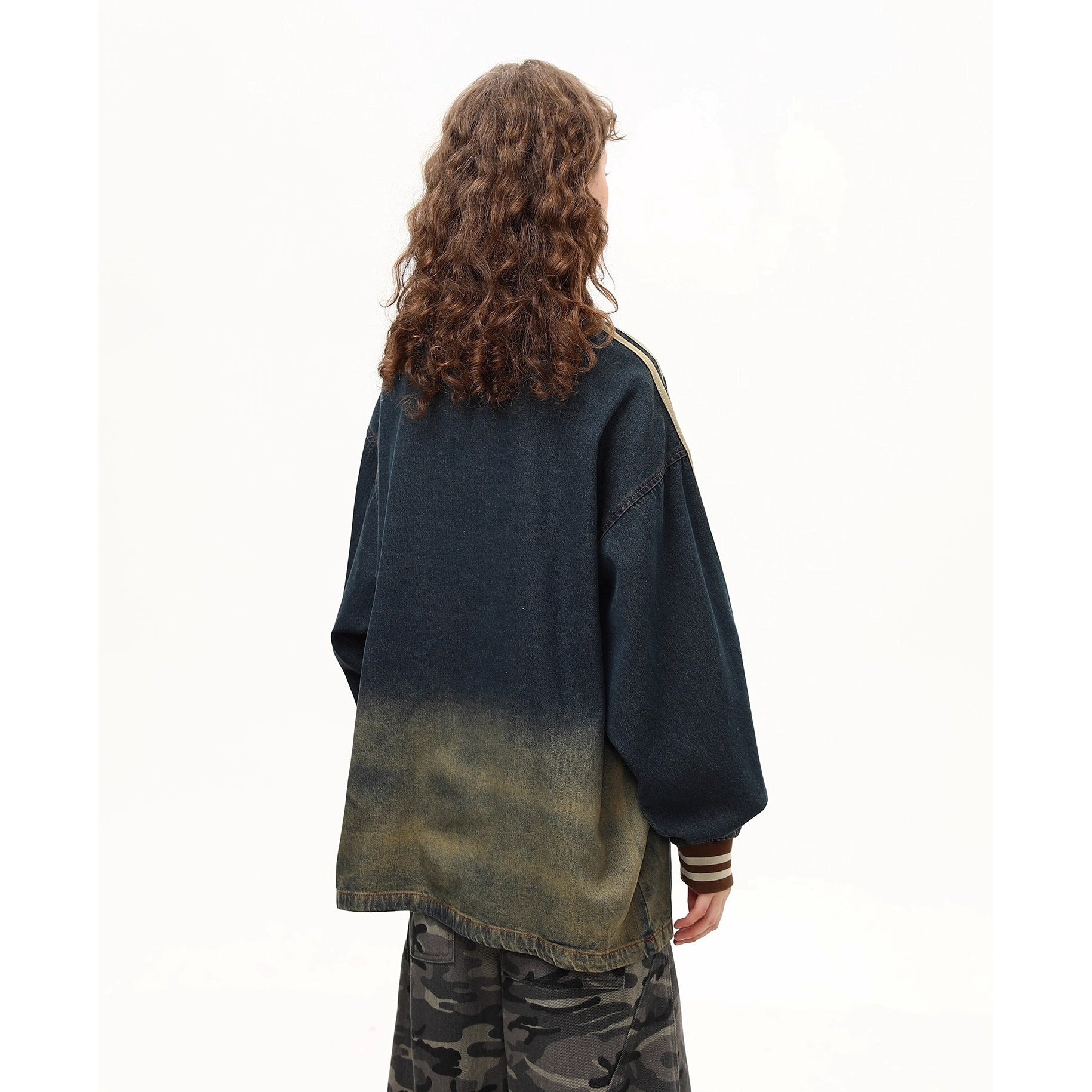 Retro Embroidery Washed Denim Sweatshirt MW10253