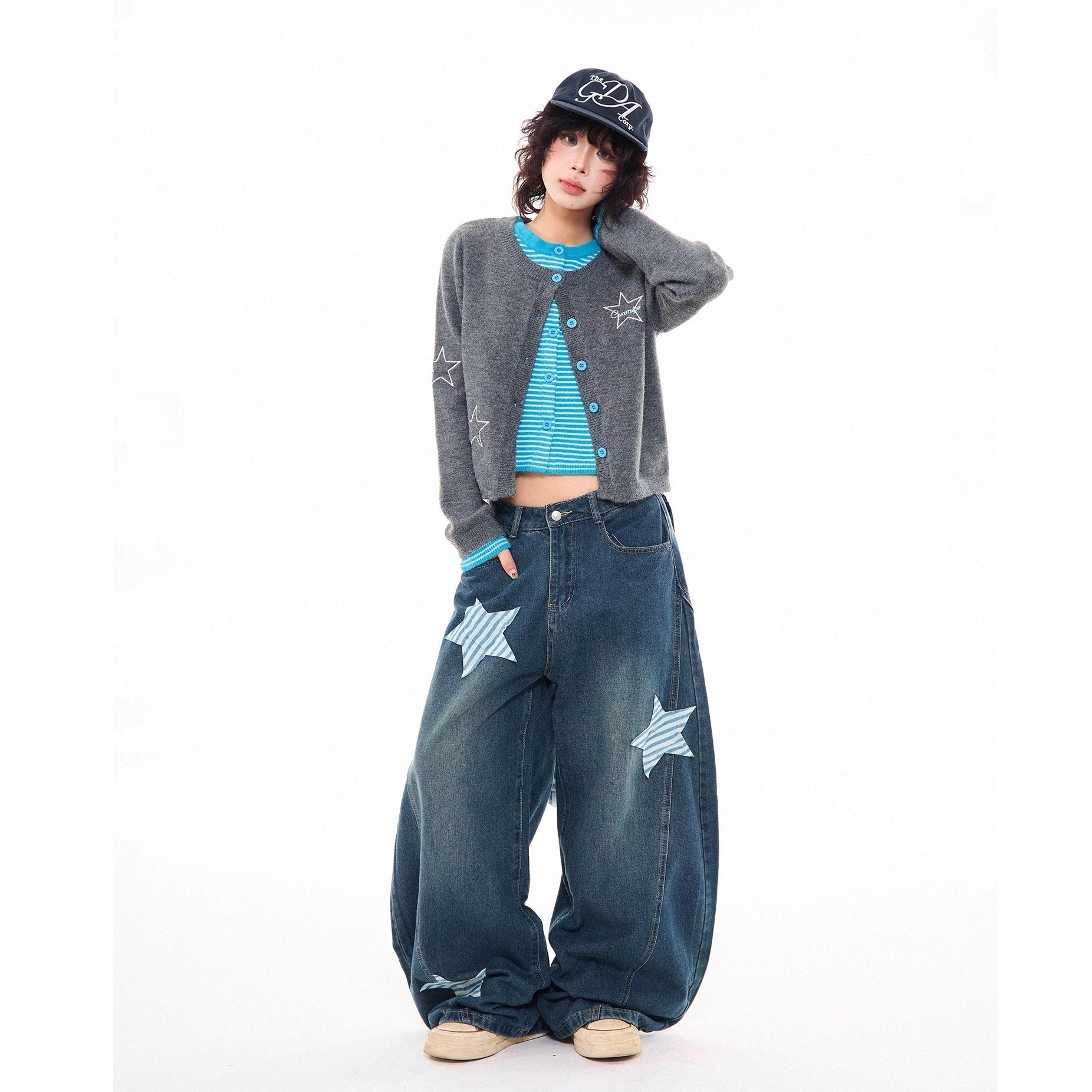 Washed Star Patch Embroidered Scimitar Jeans MW10284