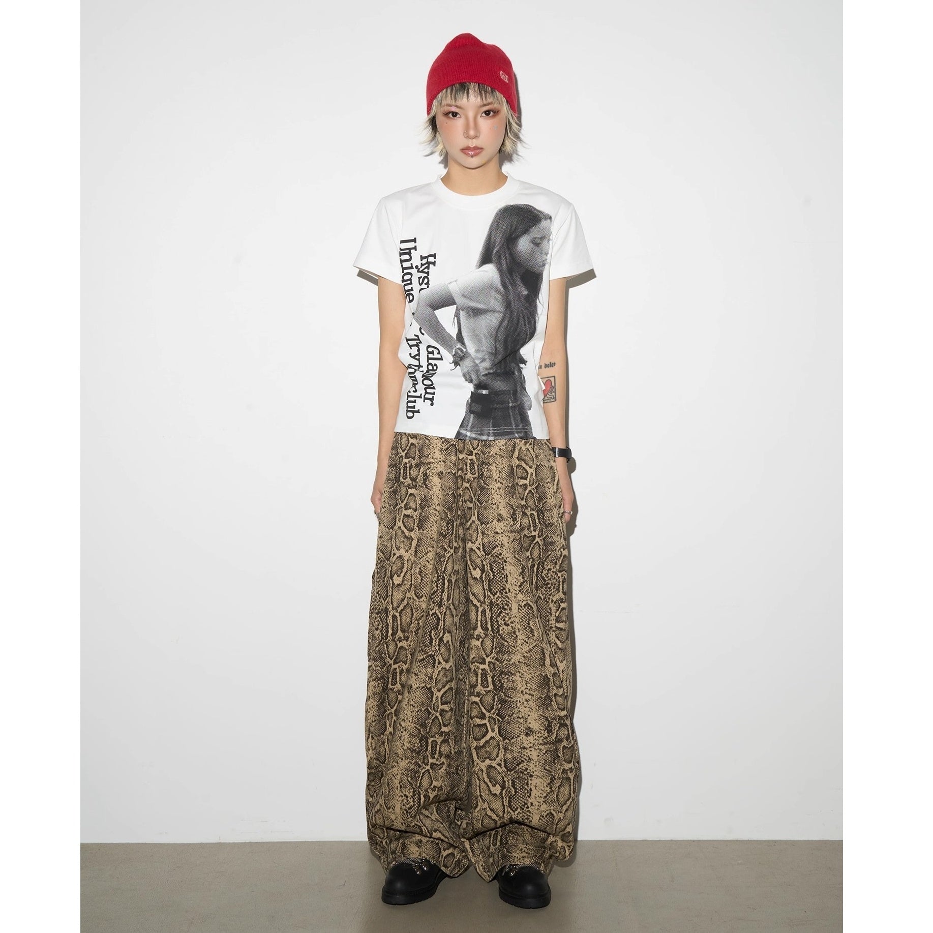 Portrait Letter Print Slim T-shirt MN9019