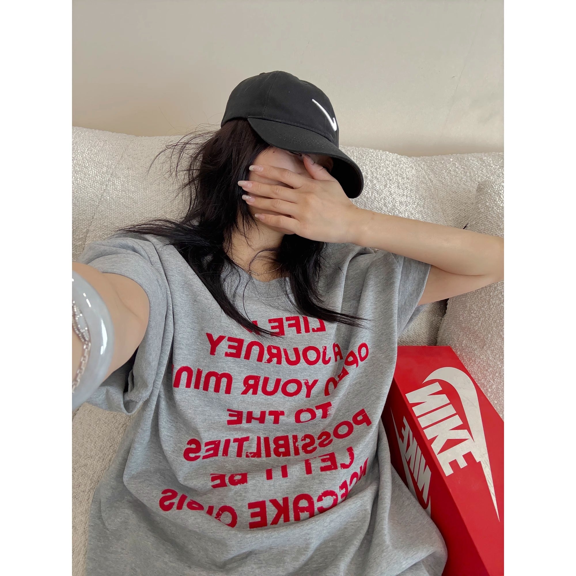 Flocking Red Letter Print T-Shirt MW10174