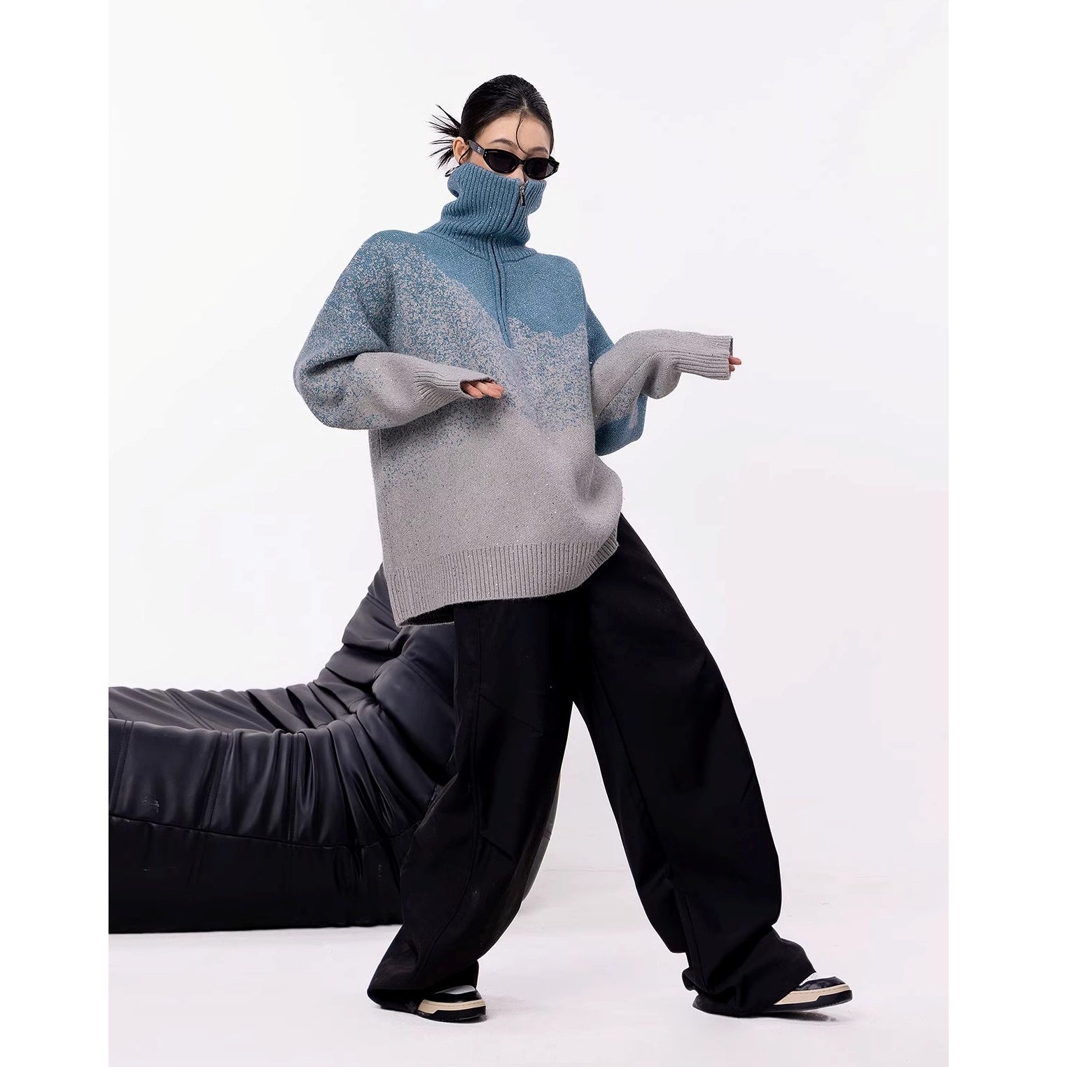 Gradient High-Neck Loose Sweater IC9115