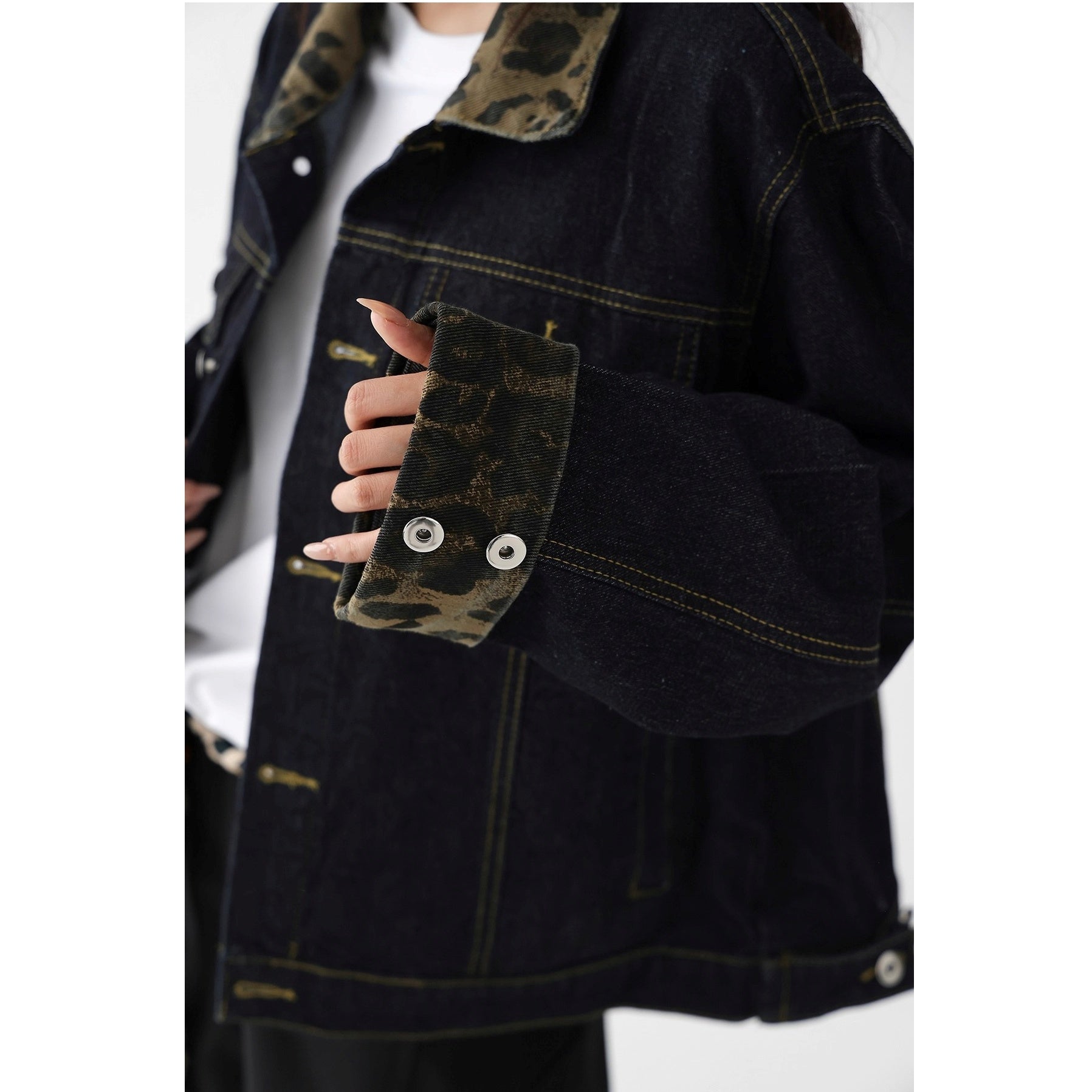 Leopard Collar Stitched Denim Jacket AC7154