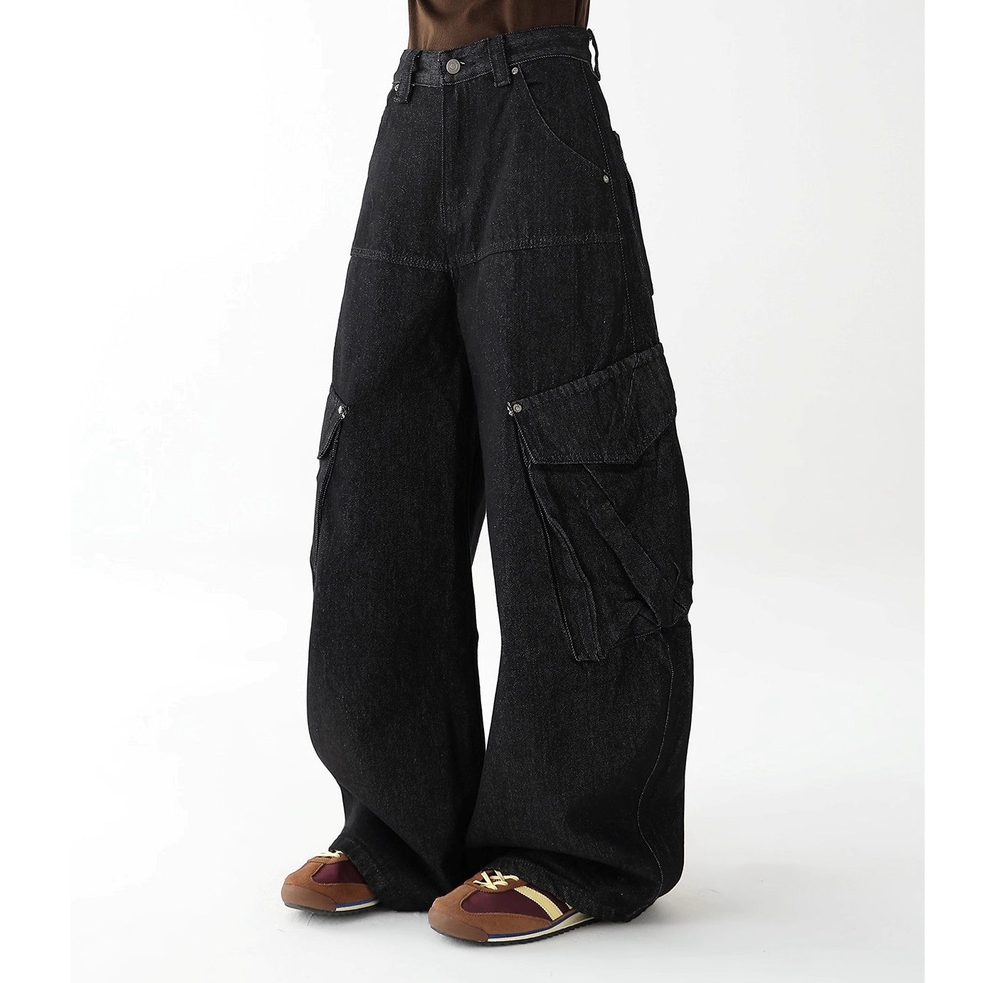 Large Pocket Cargo Curve Jeans AC7147