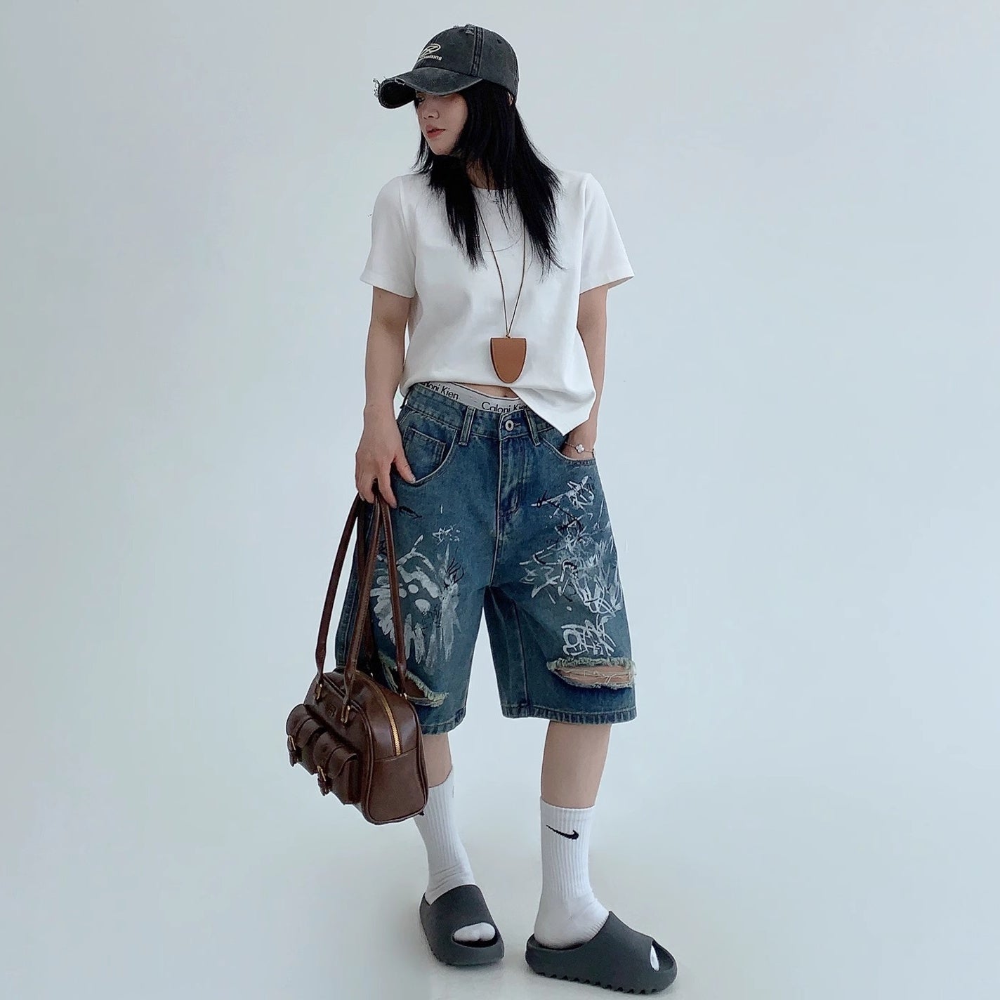 Graffiti Paint Ripped Denim Shorts MW10153