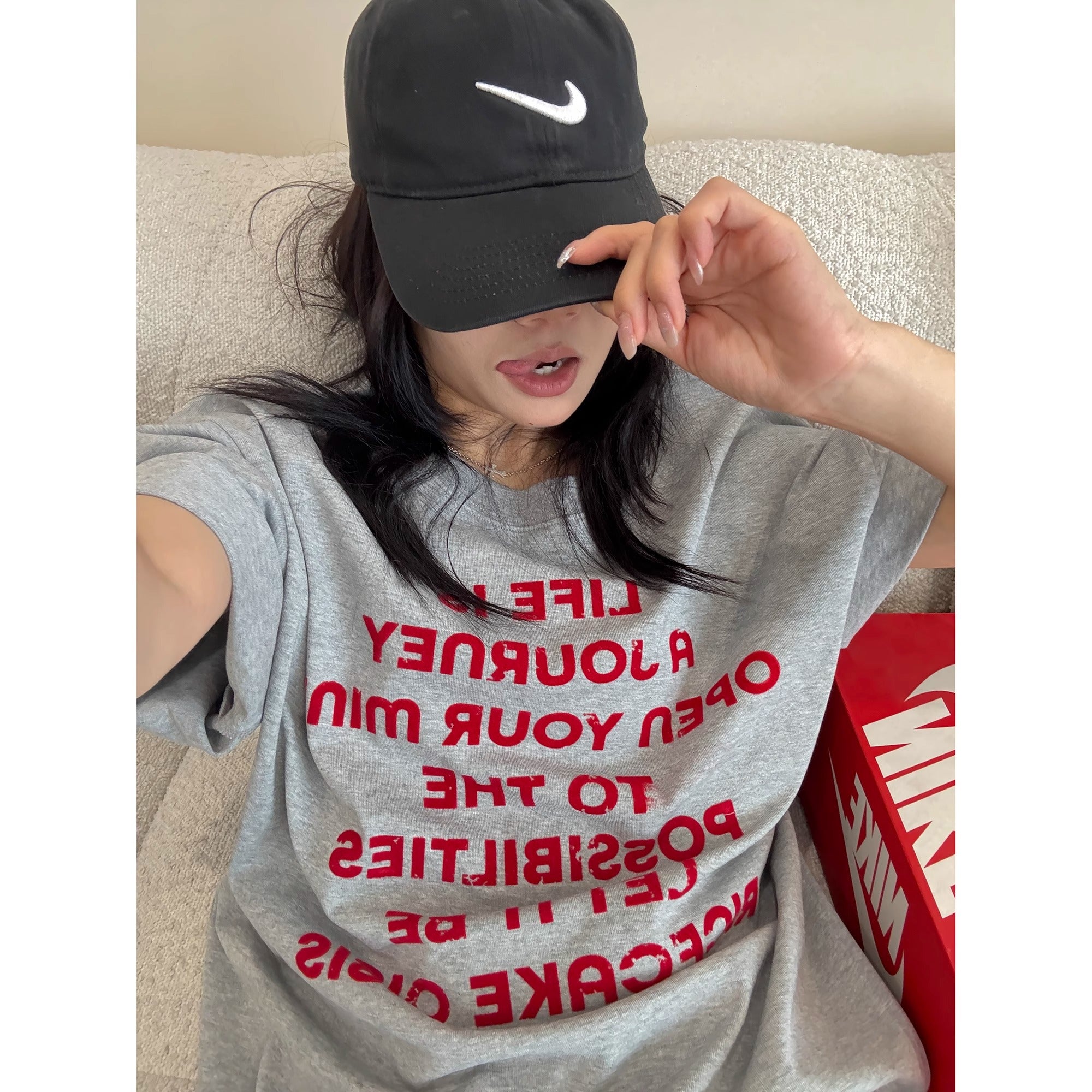 Flocking Red Letter Print T-Shirt MW10174