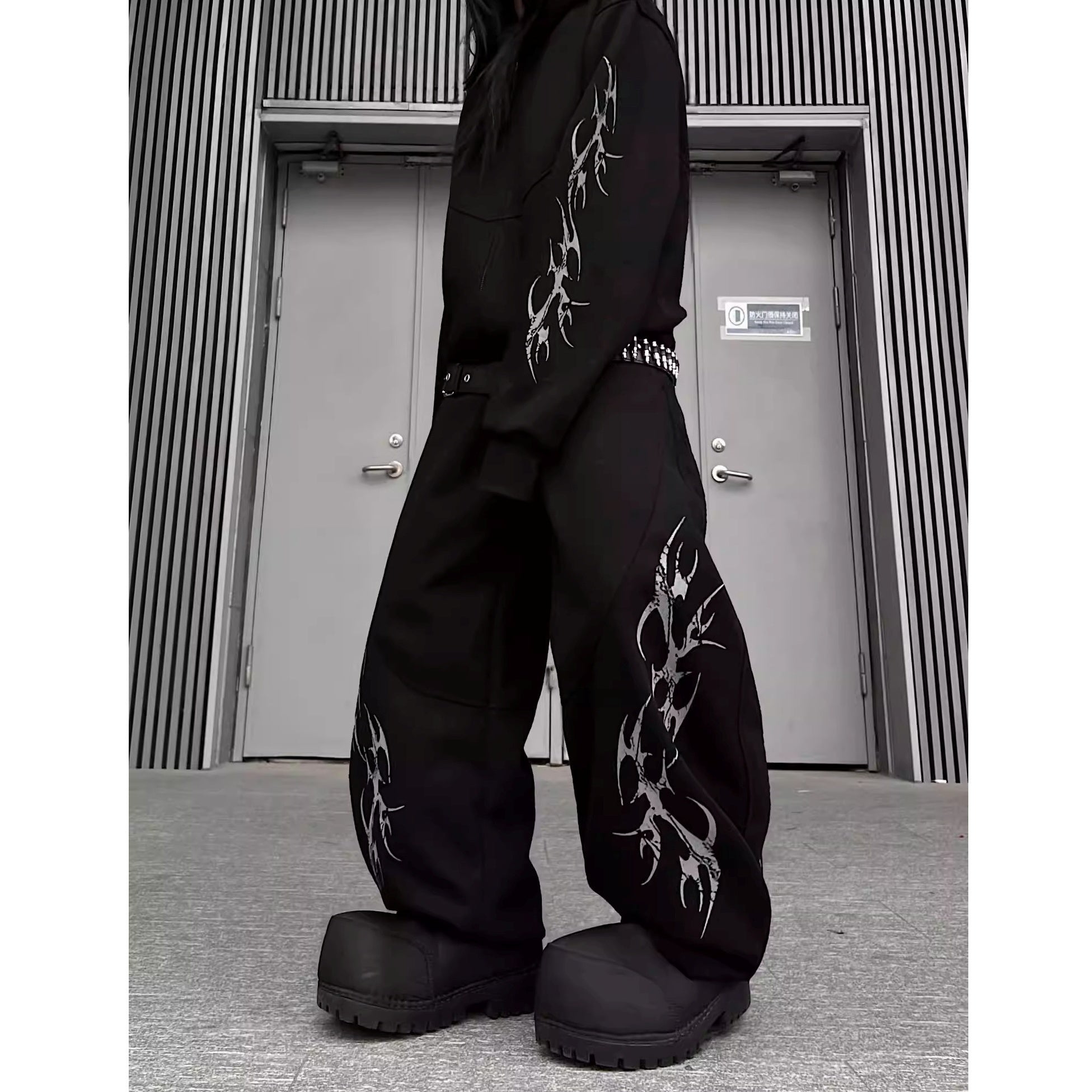  BALLET ブラック スウェットパンツ　XSサイズ/EU トライバルラインスウェットパンツ MW10334