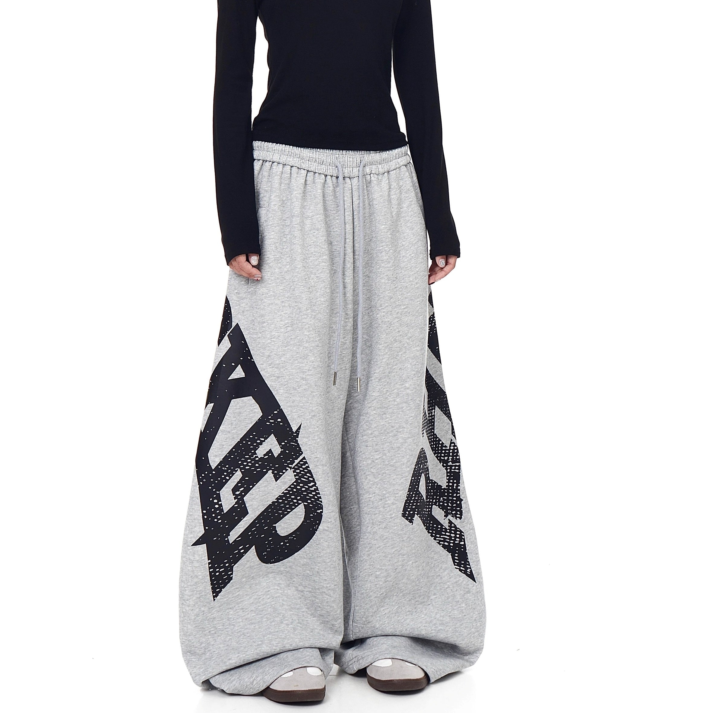 Letter Print Drawstring Scimitar Sweat Pants BK7042