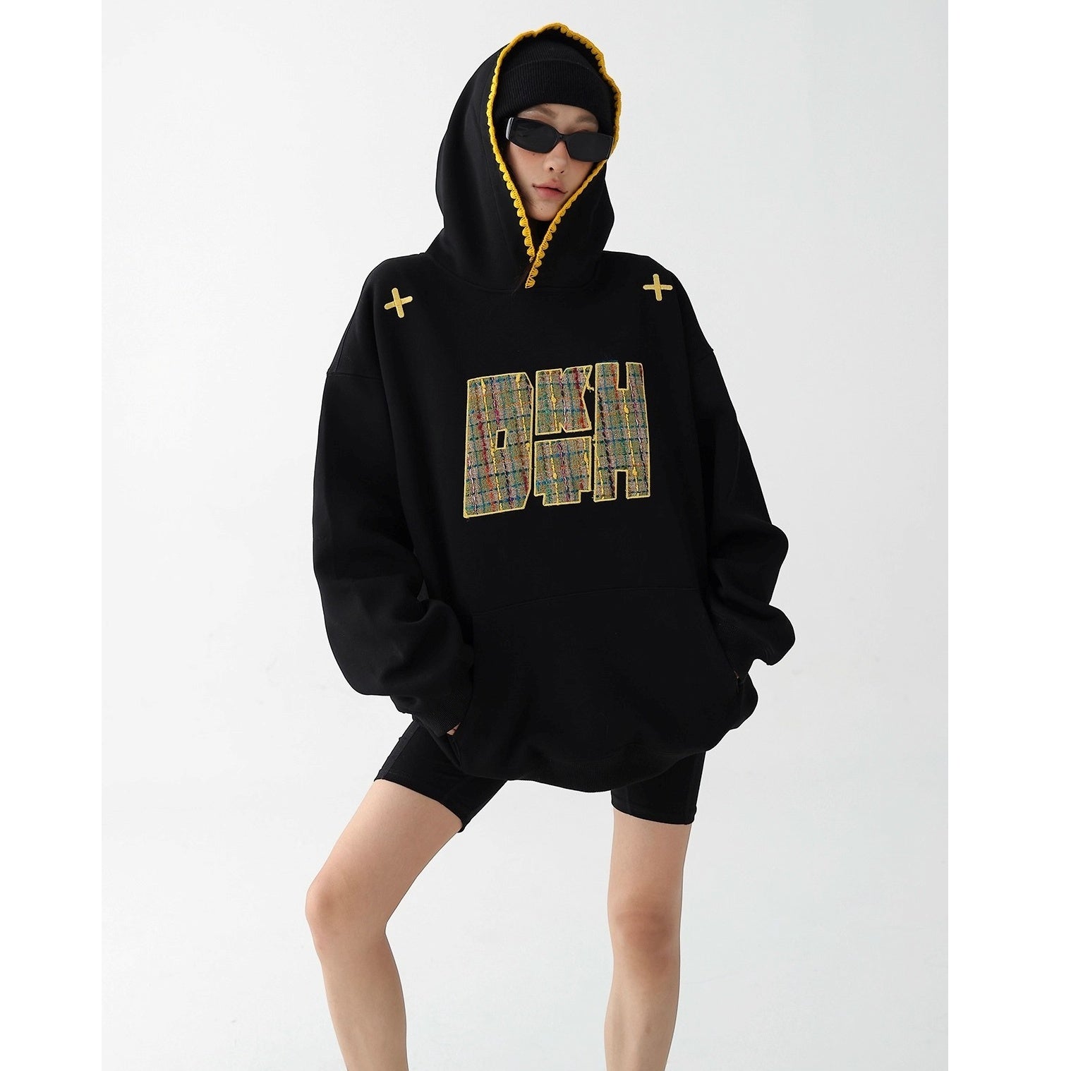 Small Fragrance Patch Embroidered Hoodie AC7134
