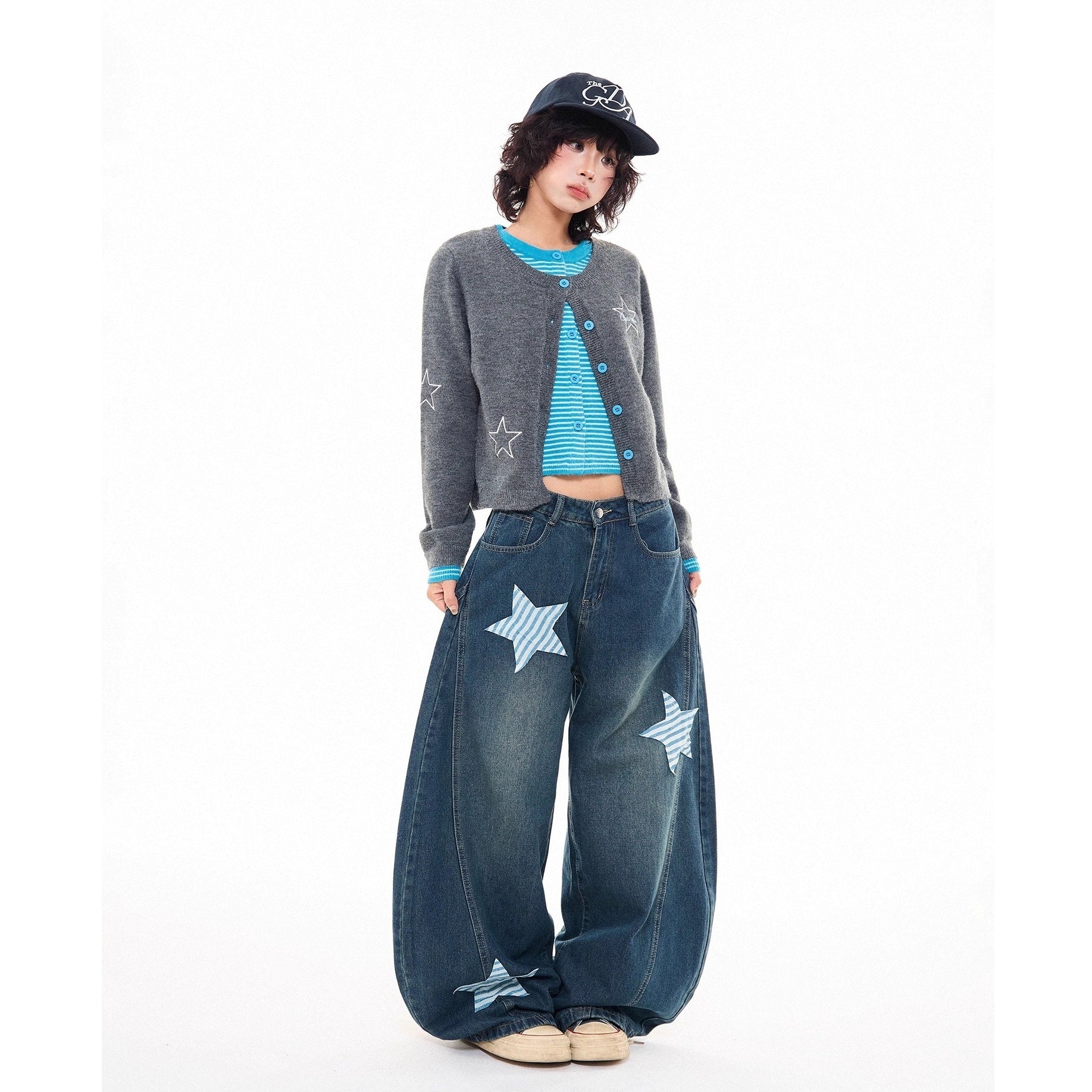 Washed Star Patch Embroidered Scimitar Jeans MW10284