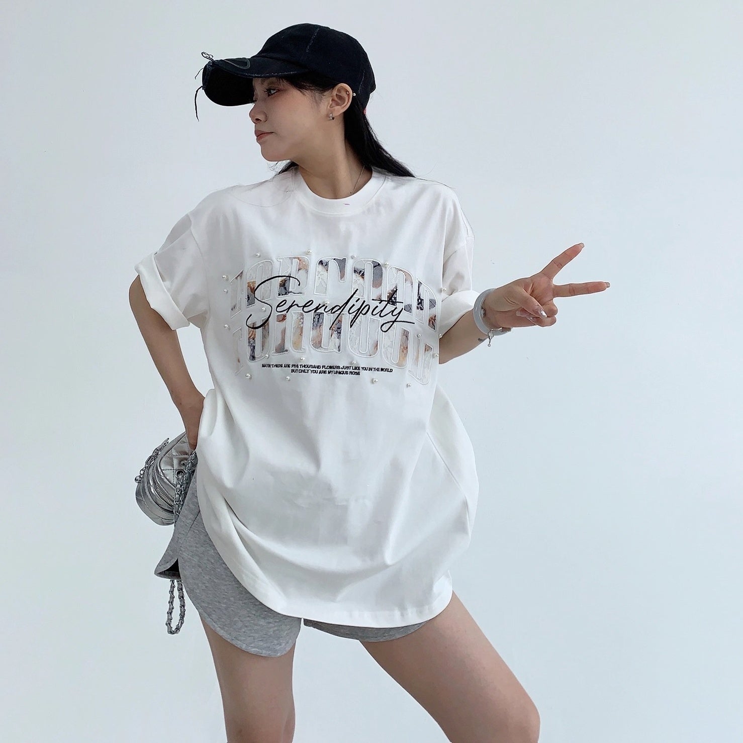 Lace Patch Embroidery Bead Relaxation T-shirt OS2016