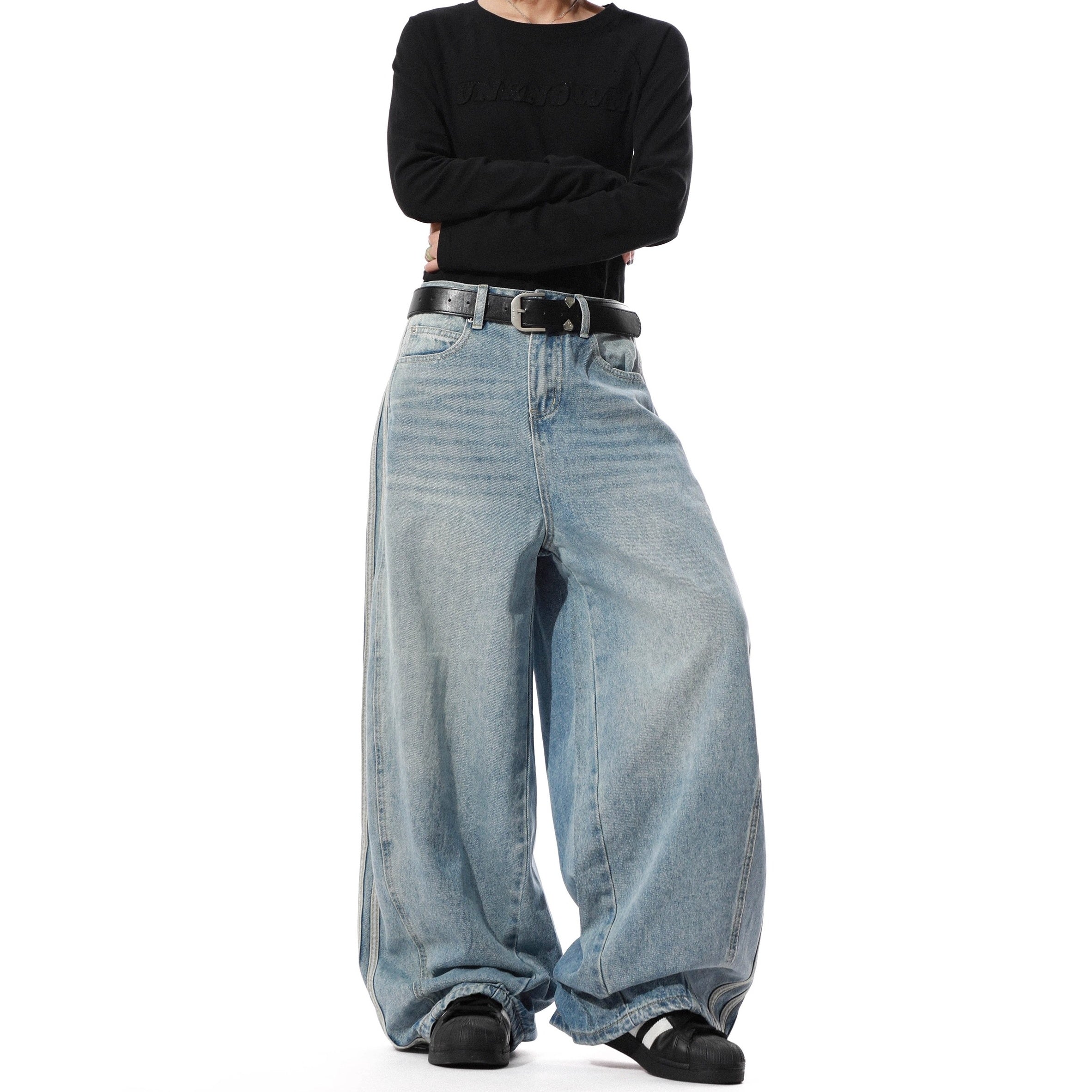 Three-bar Washed Distressed Loose Jeans MR8028