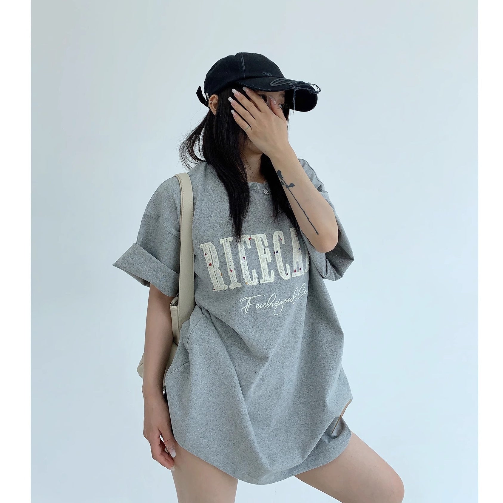 Relaxation Embroidery Logo T-shirt MW10127