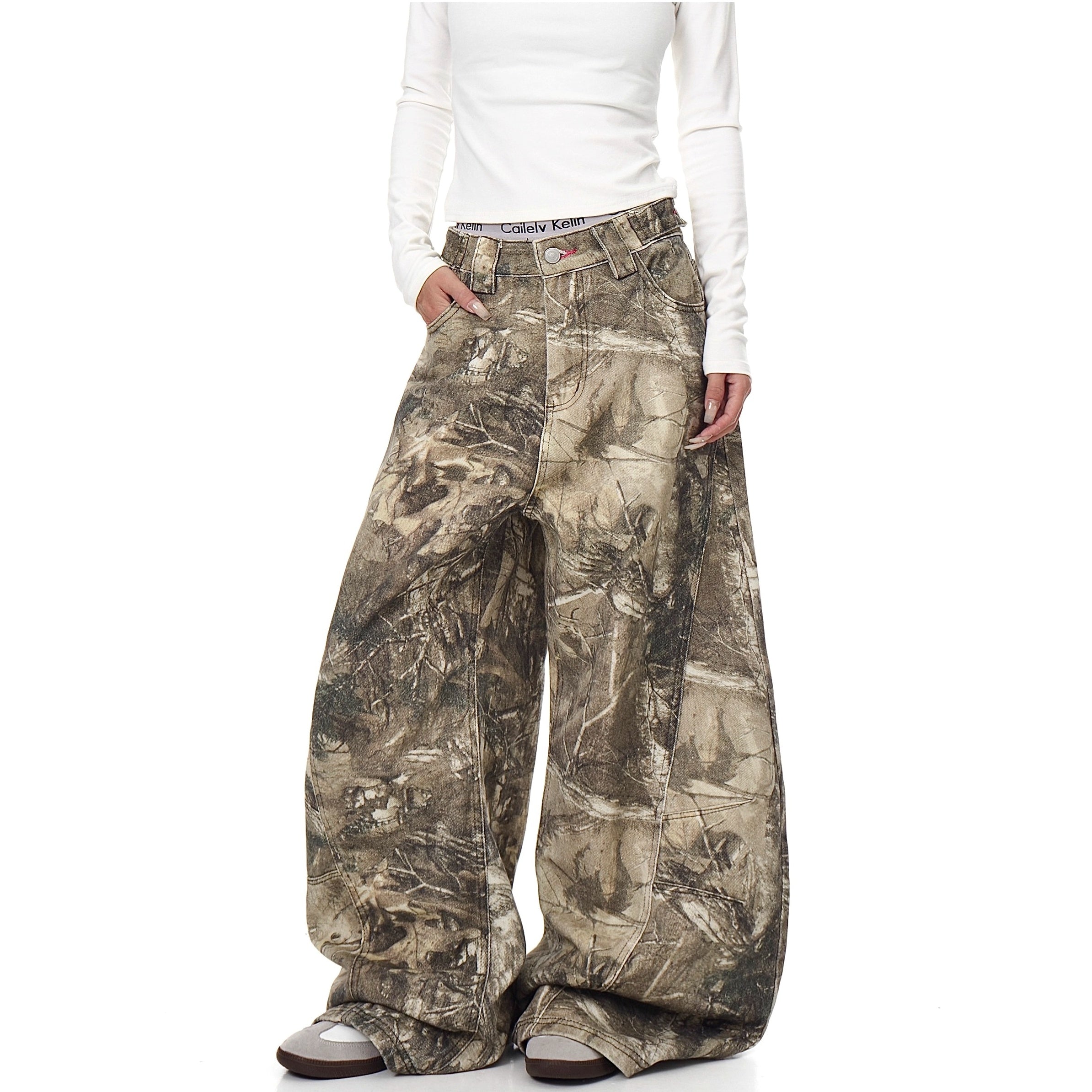 Letter Embroidered Camouflage Wide-leg Pants BK7018