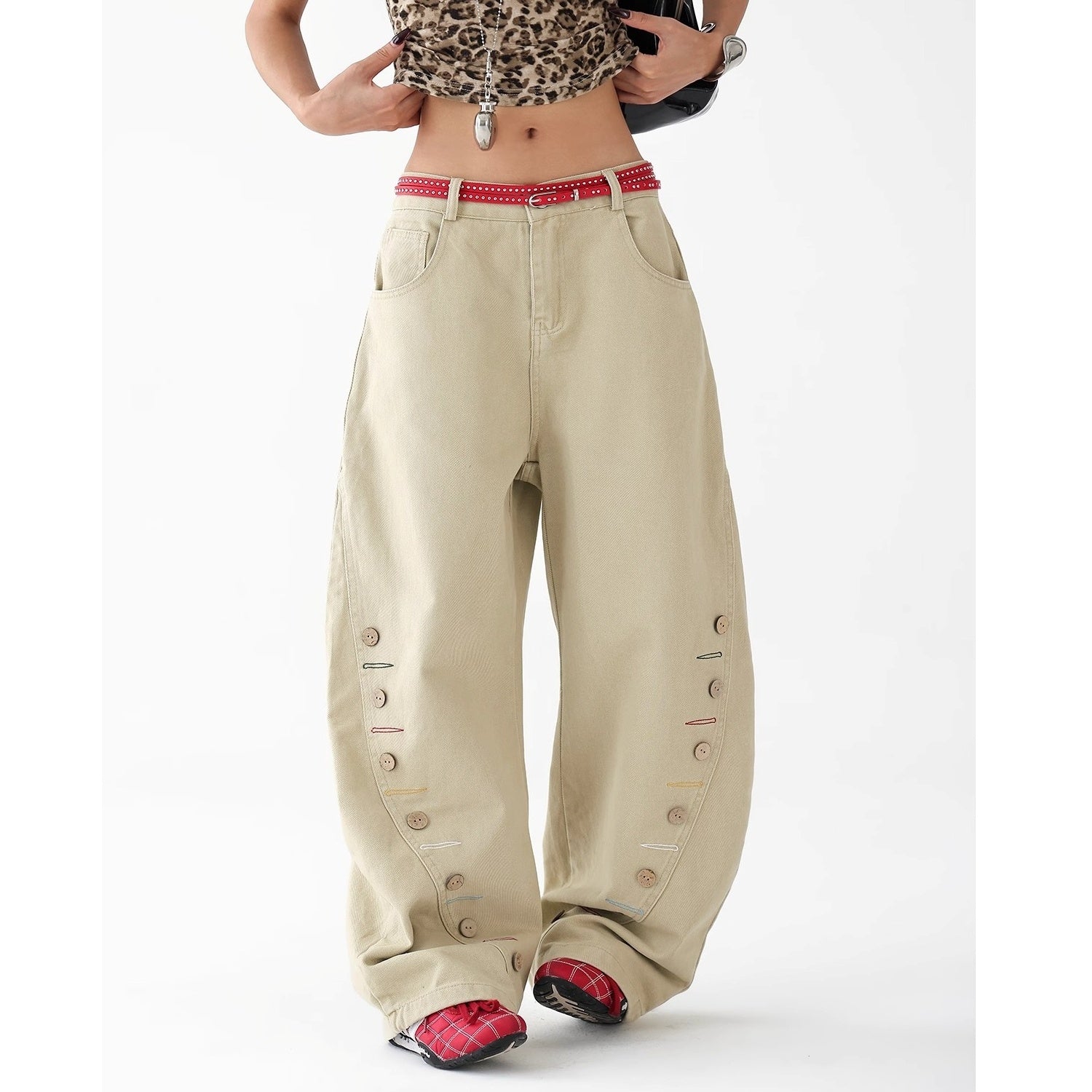 Vintage Button-Embellished Curve Jeans AC7133