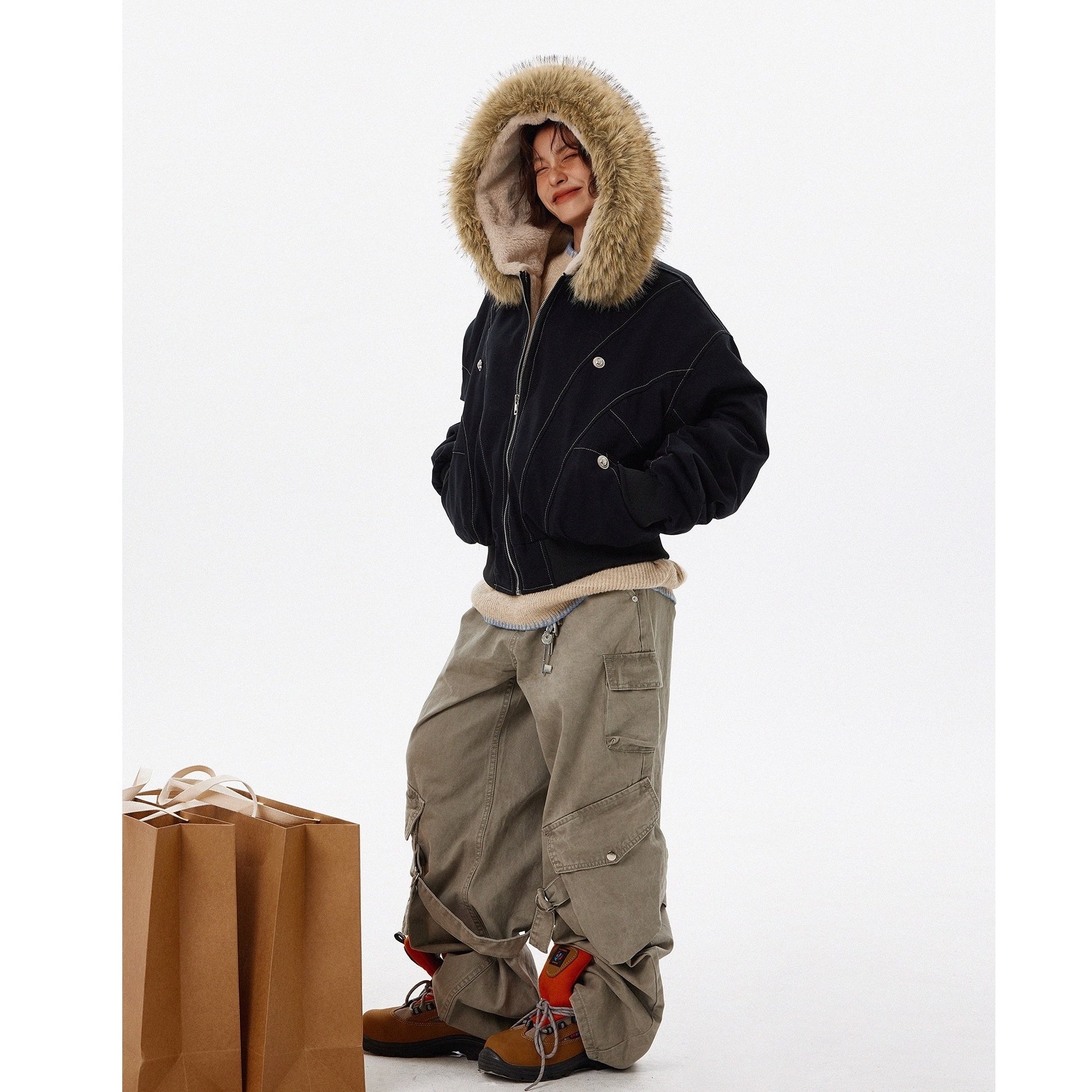 ボリュームファーフード付きショートブルゾン MW10285