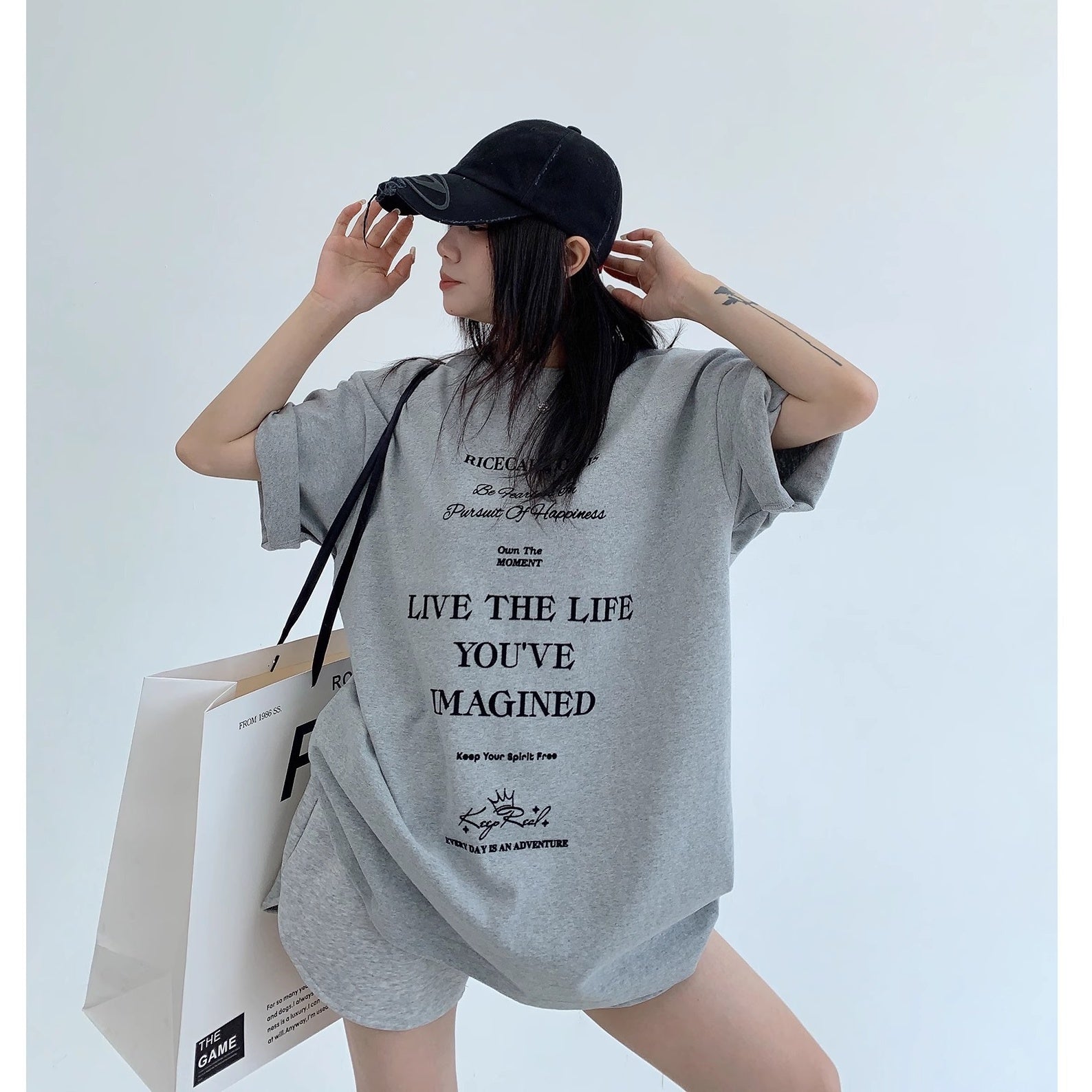 Simple Flock Print T-shirt MW10145