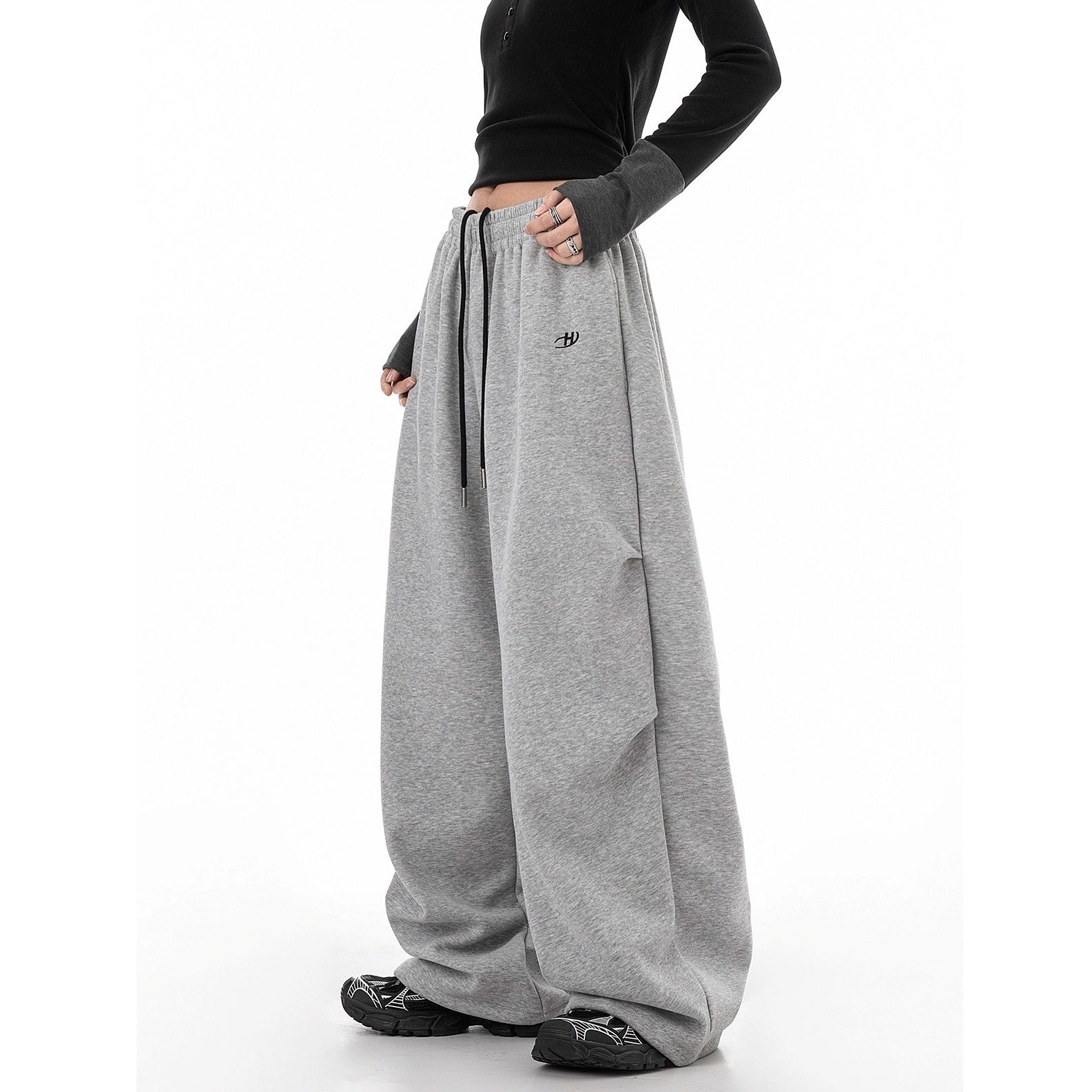 Tuck Drape Wide-leg Sweat Pants IC9116