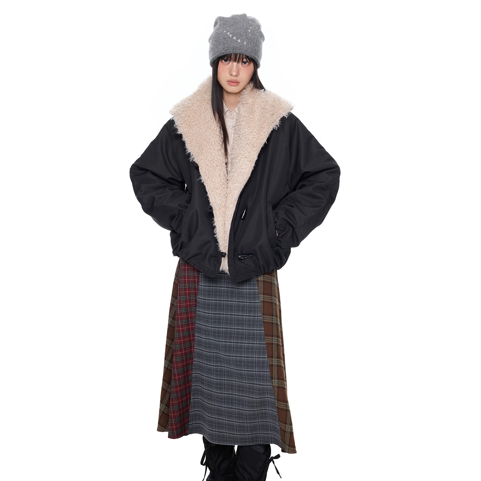 Fluffy Contrast Horn Button Jacket EZ290