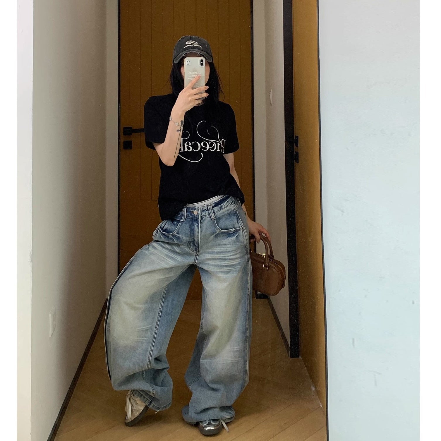 Retro Slack Distressed Loose Straight Jeans MW10157