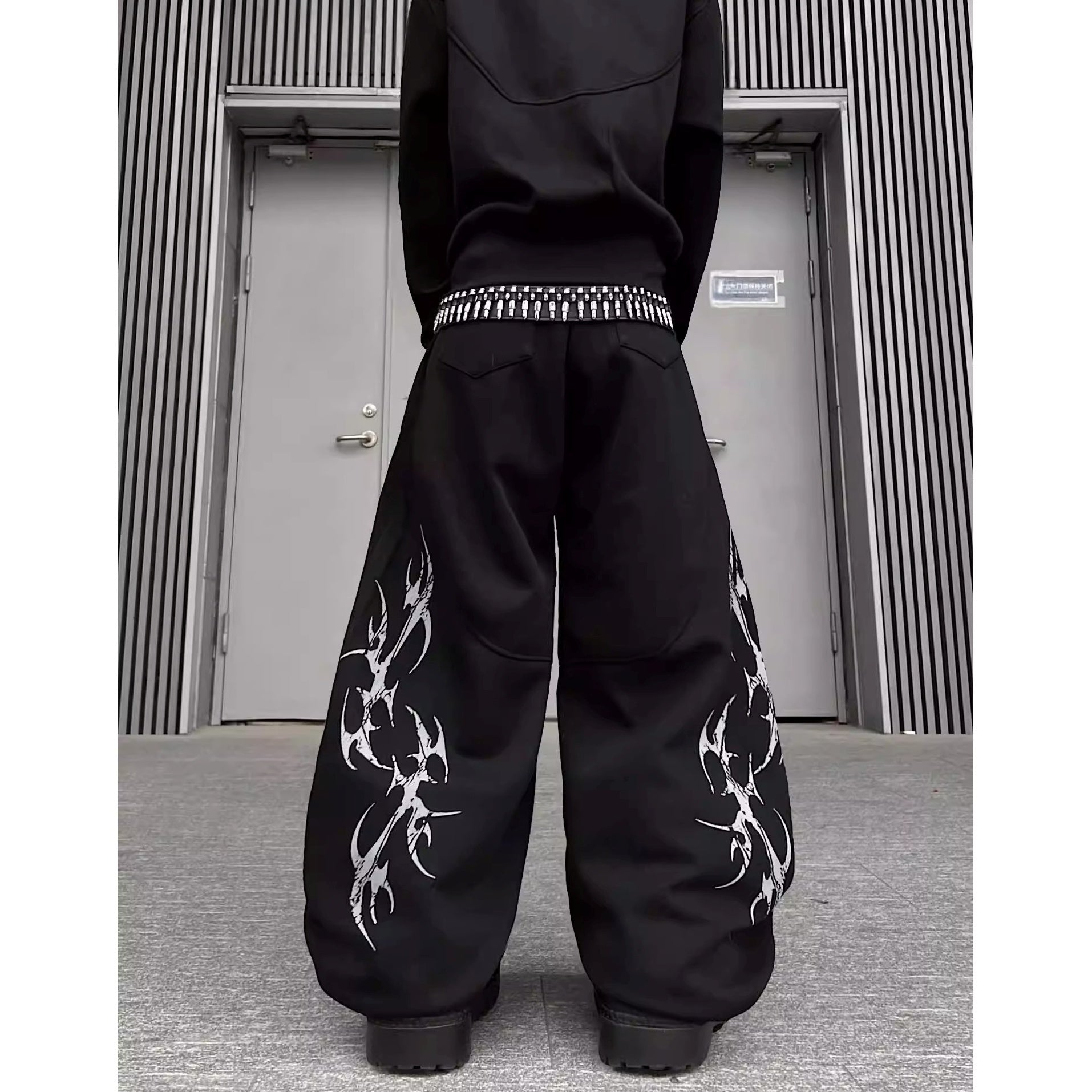 トライバルラインスウェットパンツ MW10334