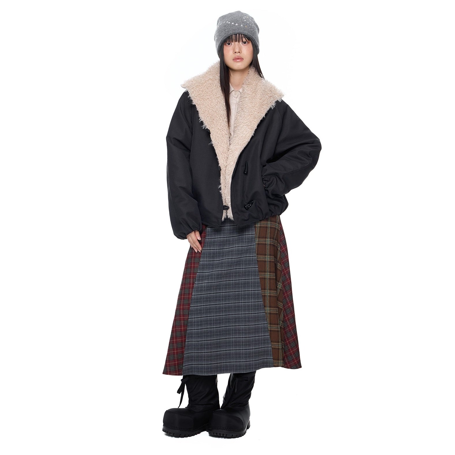 Fluffy Contrast Horn Button Jacket EZ290