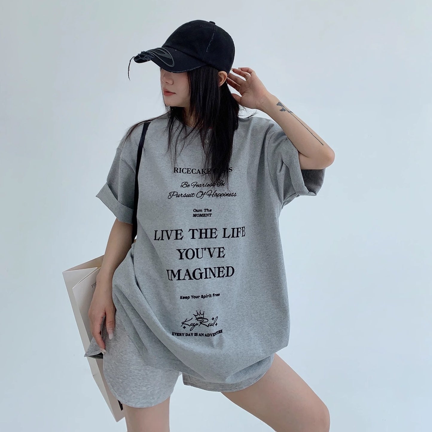 Simple Flock Print T-shirt MW10145
