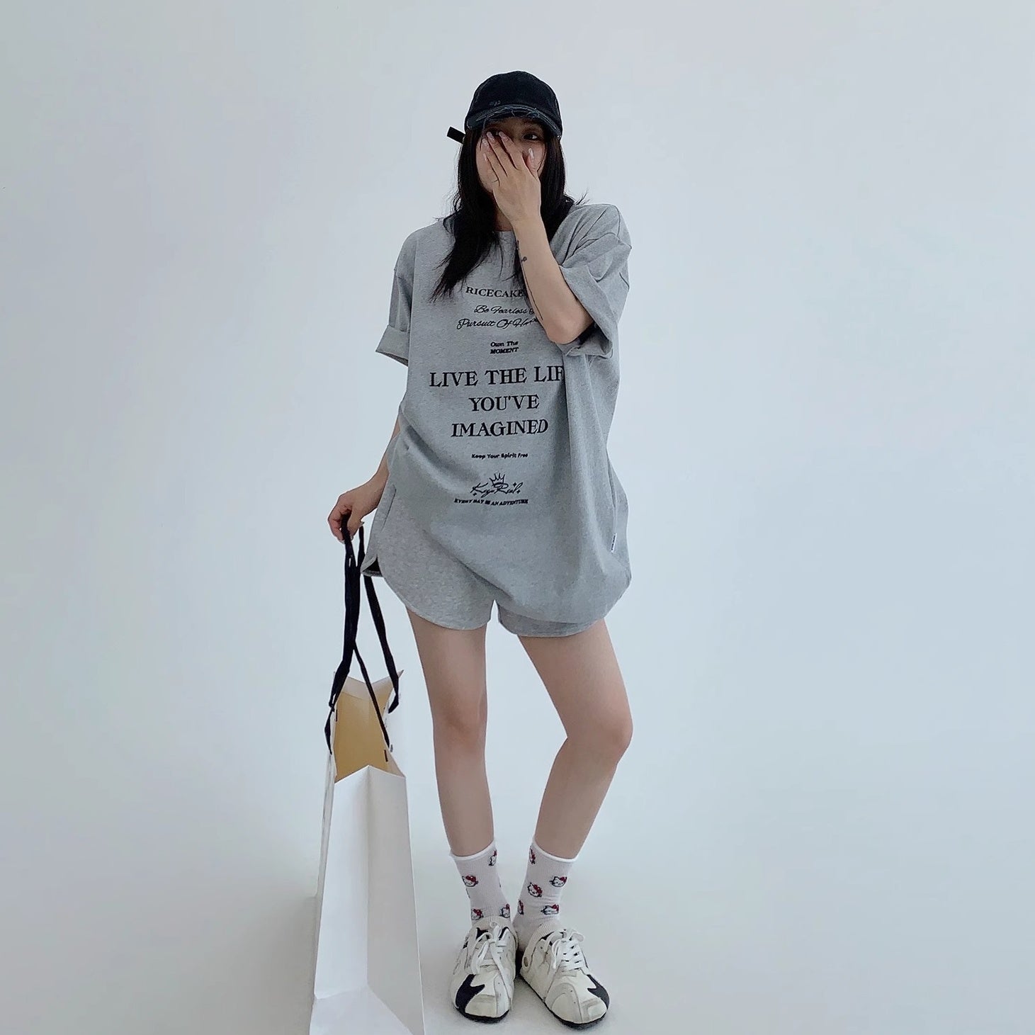 Simple Flock Print T-shirt MW10145
