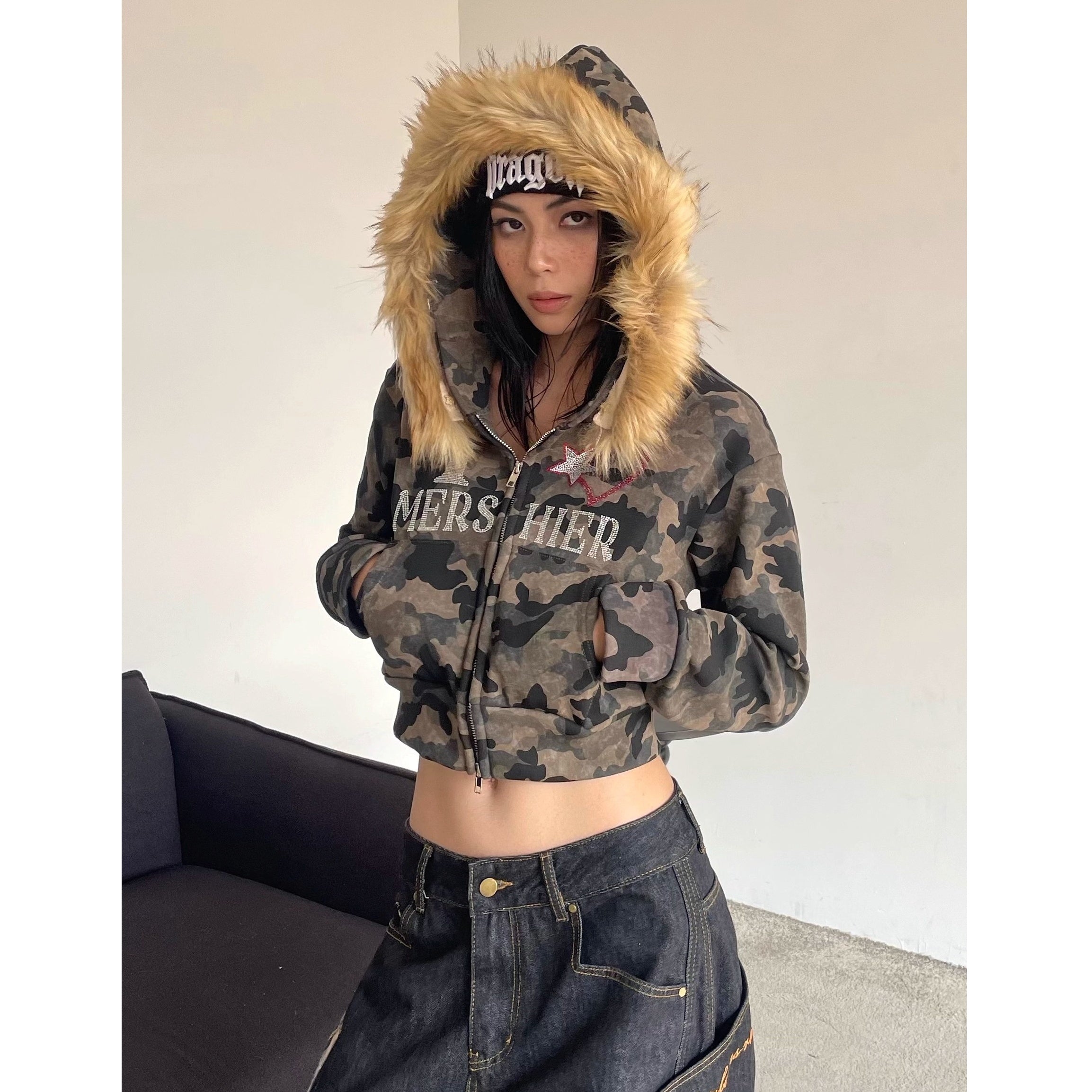 Fur Collar Camouflage Rhinestone Cropped Hoodie Parka MW10302