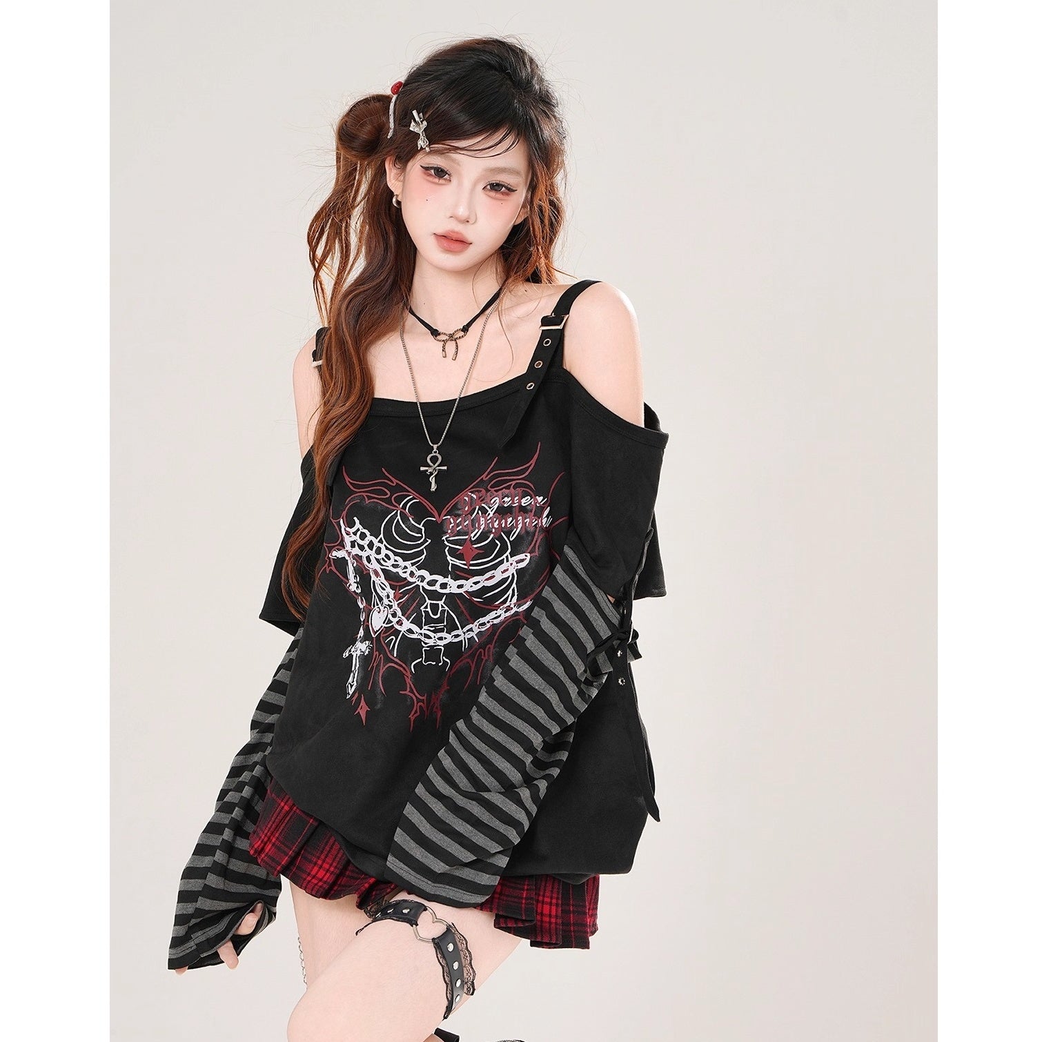Off-shoulder Loose Long Border Sleeve T-shirt KK2078
