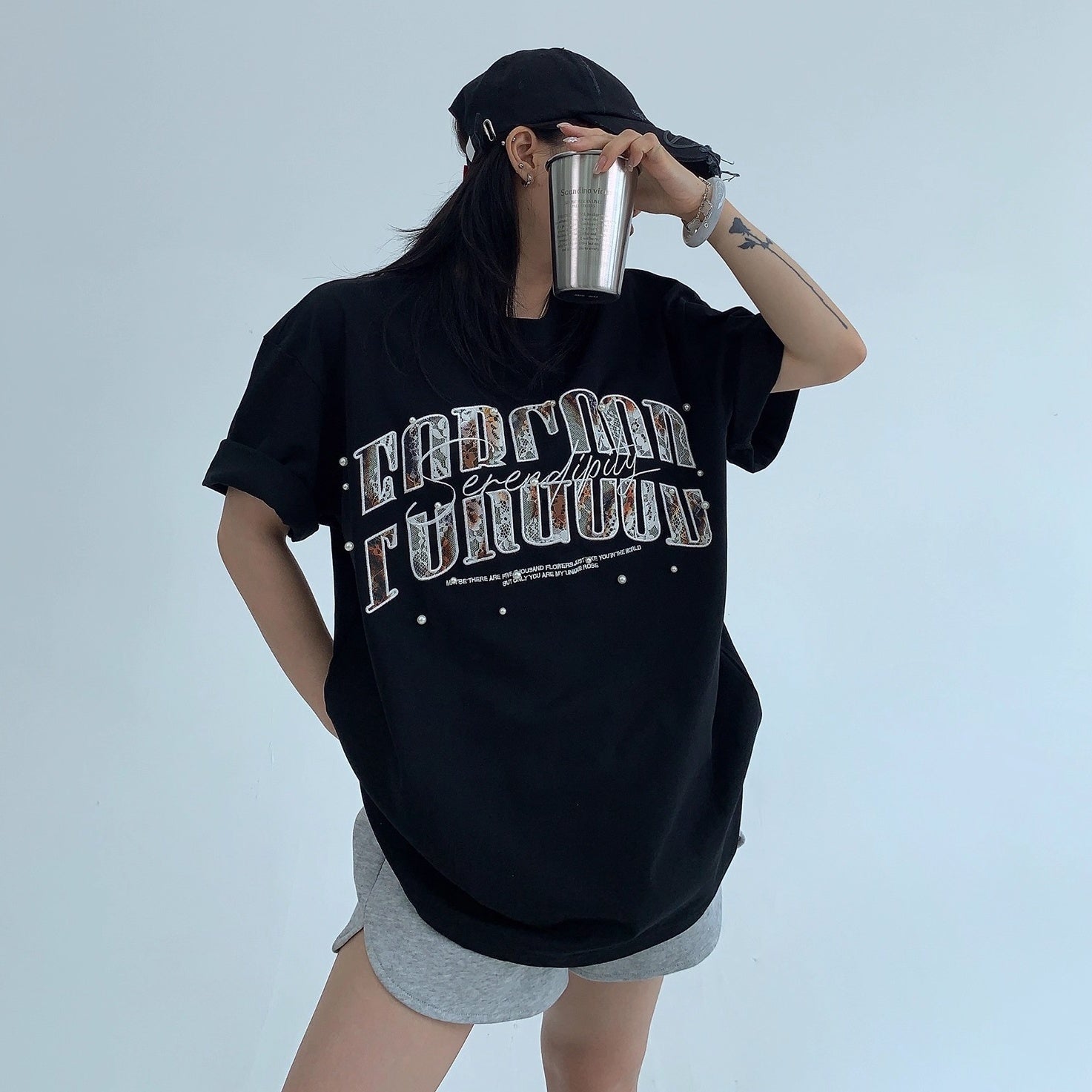Lace Patch Embroidery Bead Relaxation T-shirt OS2016