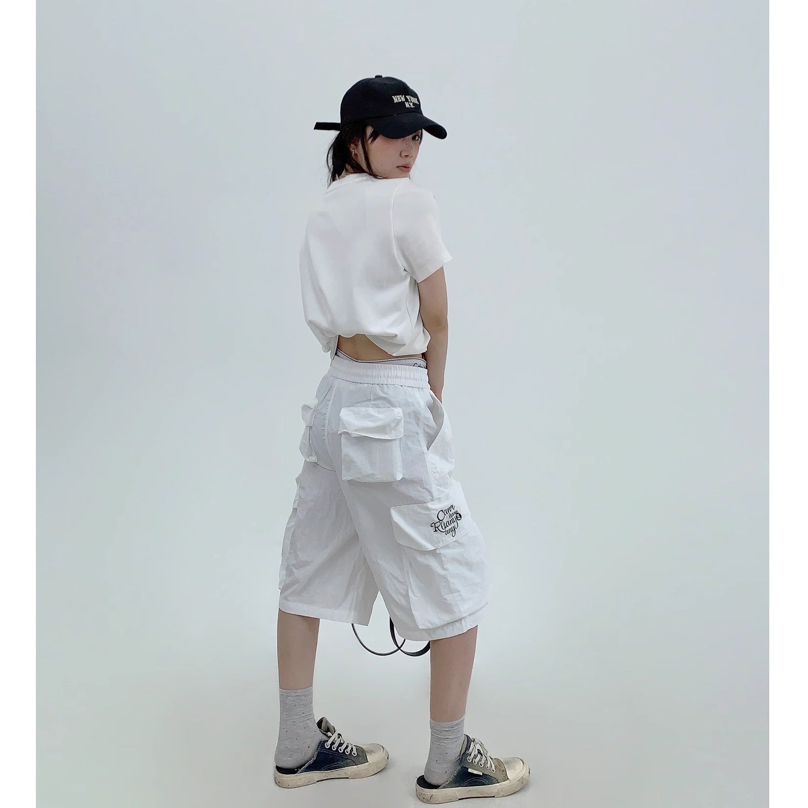 Embroidery Loose Half Cargo Pants MW10173