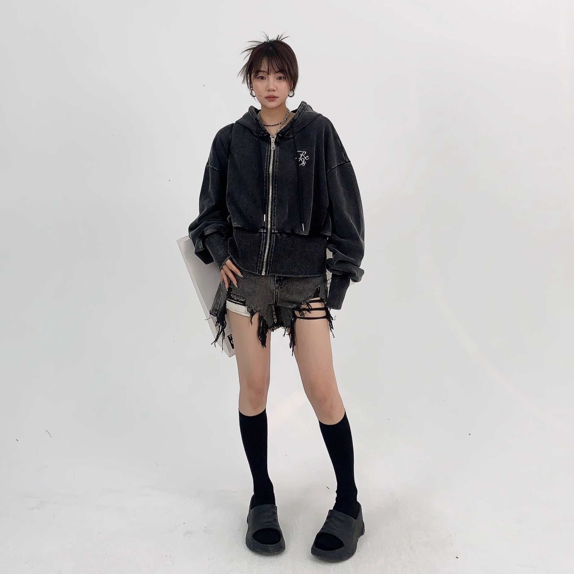 Cropped Loose Embroidery Hooded Jacket OS2020