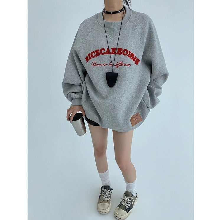 Embroidered Crew Neck Oversize Sweat OS2049